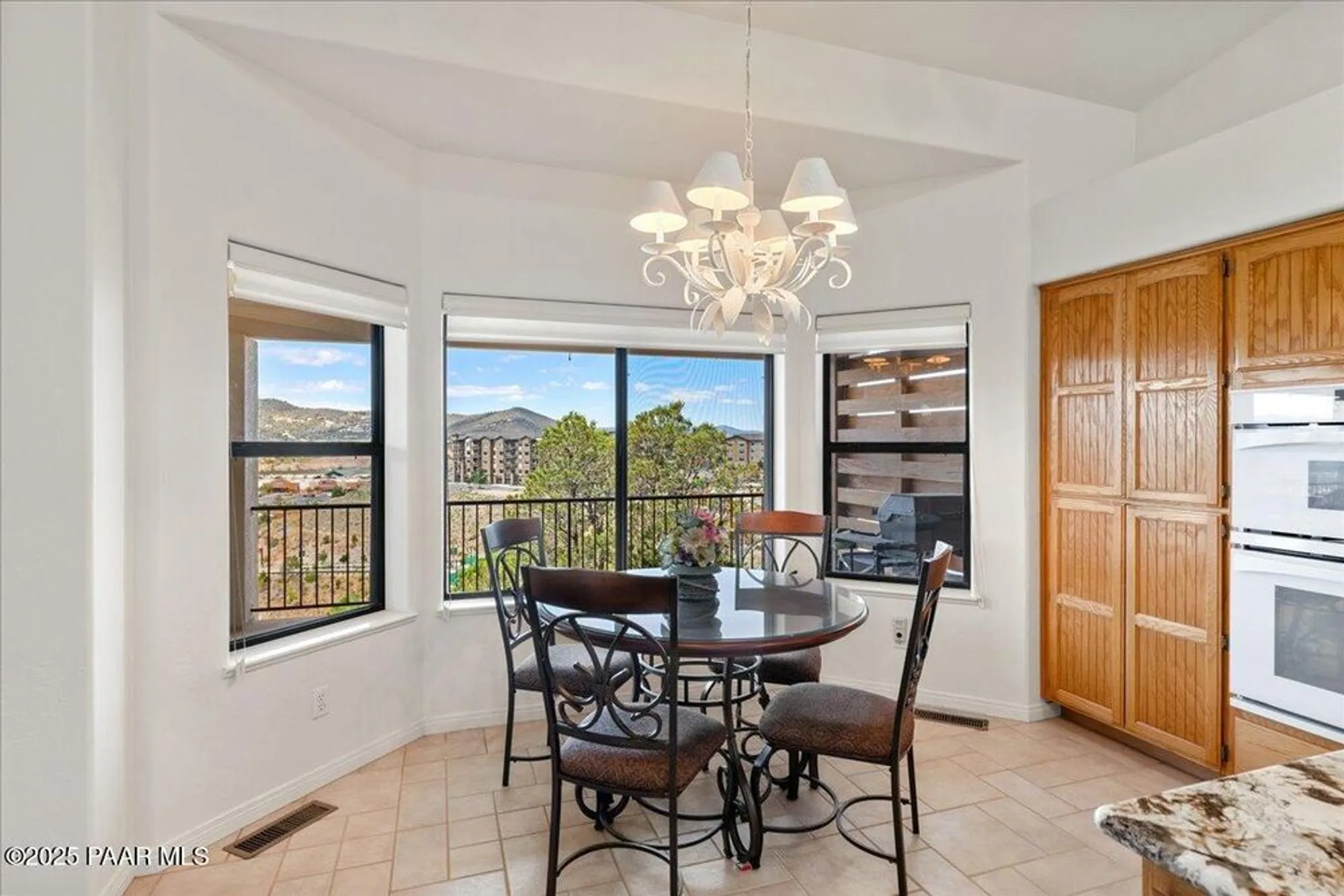 Property Slideshow image 14 of 48 | 528 miracle rider rd, Prescott, AZ, 86301