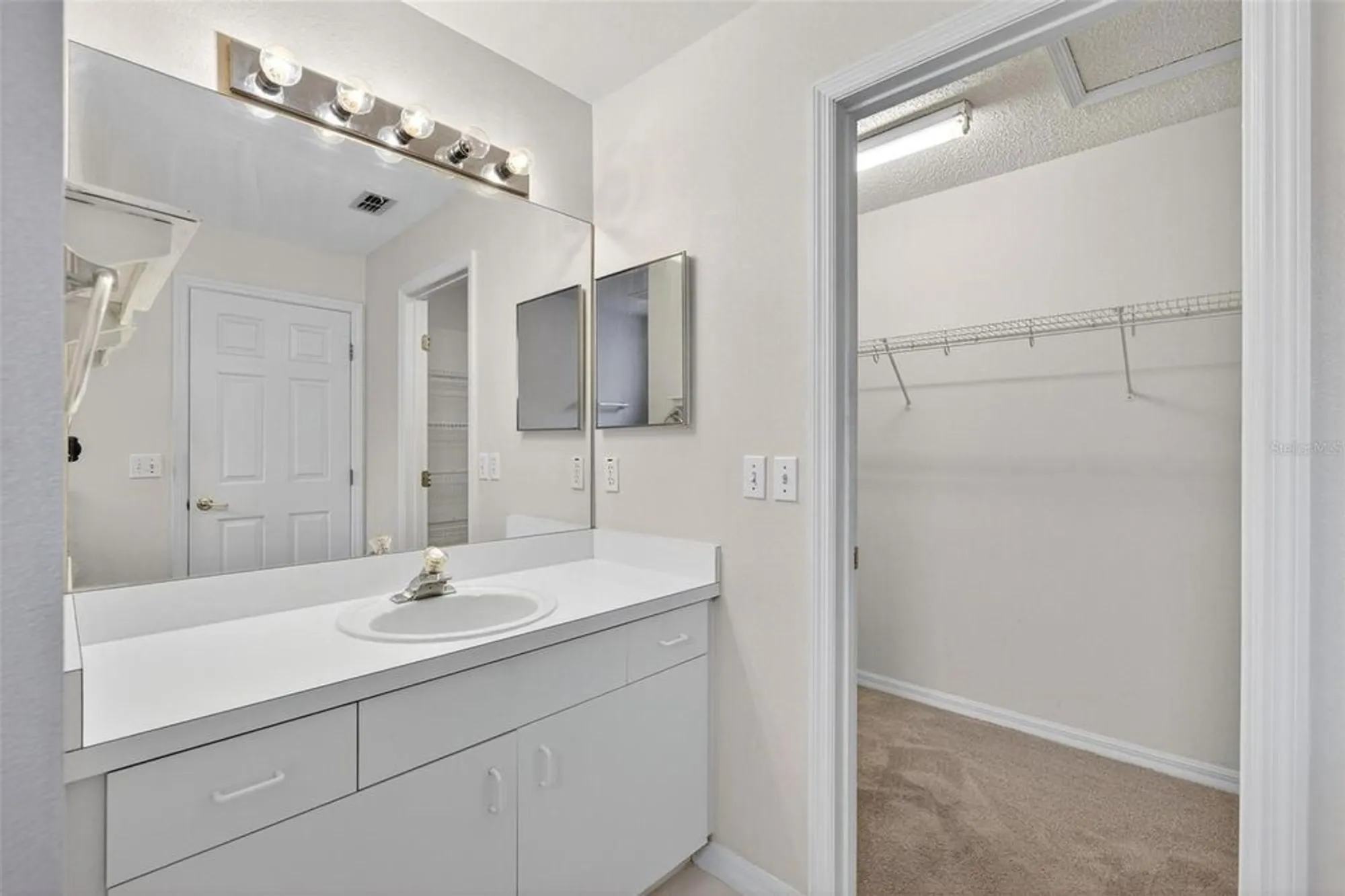 Property Slideshow image 31 of 63 | 4217 chamberlain way, Clermont, FL, 34711