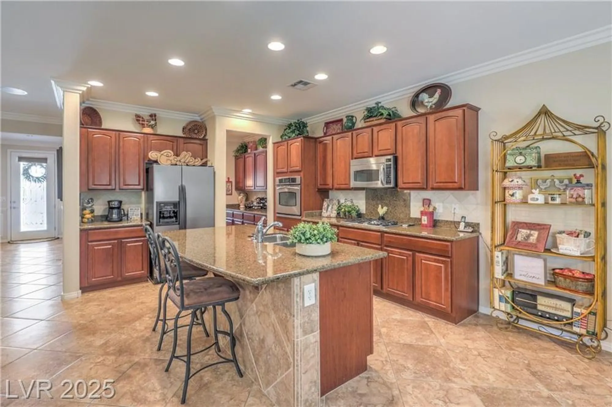 Property Slideshow image 17 of 39 | 2225 blackburn hills ave, Henderson, NV, 89044