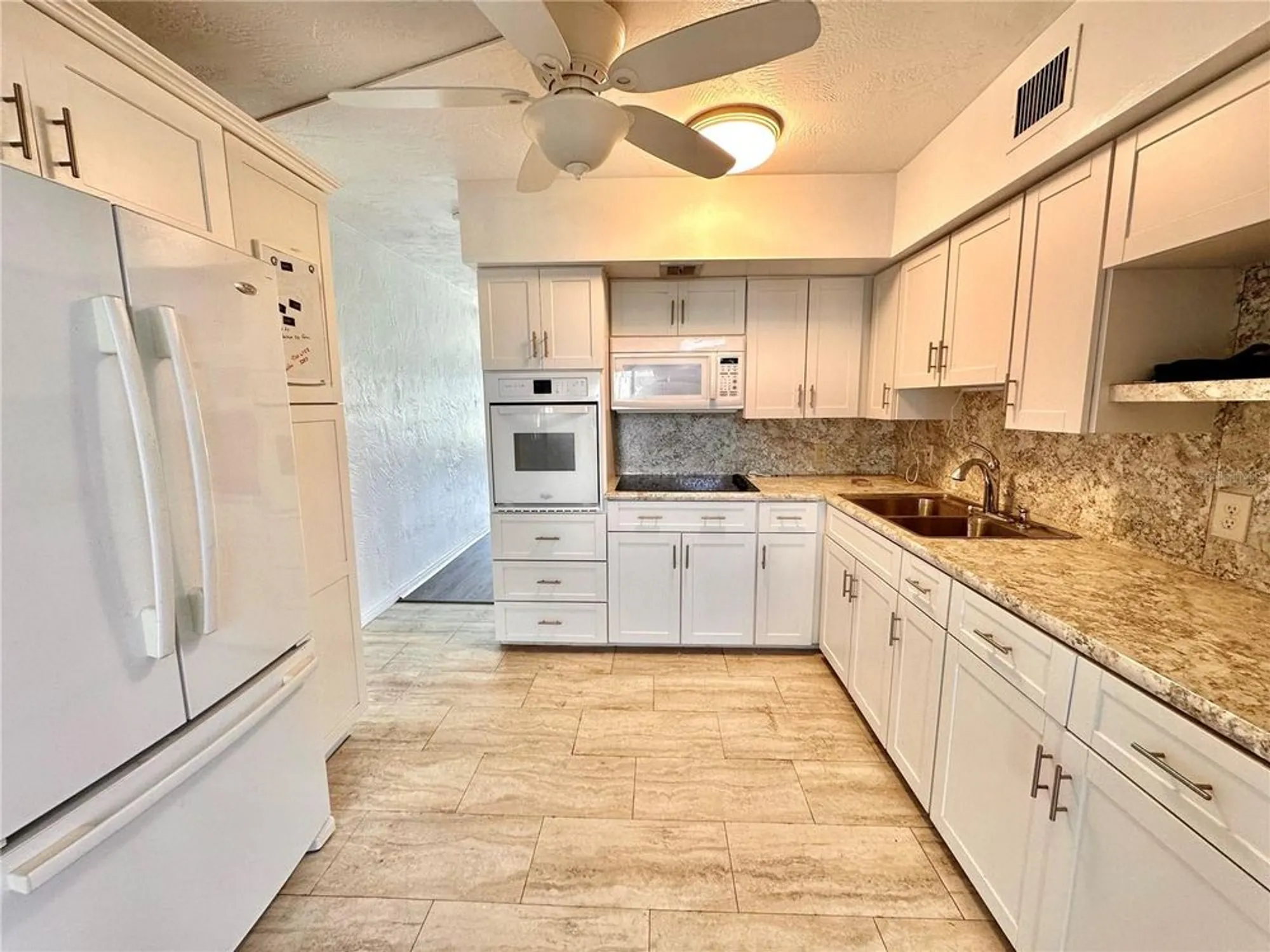 Property Slideshow image 7 of 43 | 2454 australia way 12, Clearwater, FL, 33763