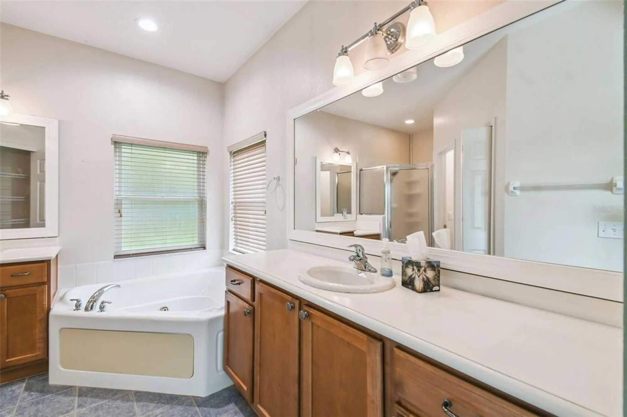 Property Slideshow image 18 of 52 | 136 verona dr, Kissimmee, FL, 34759