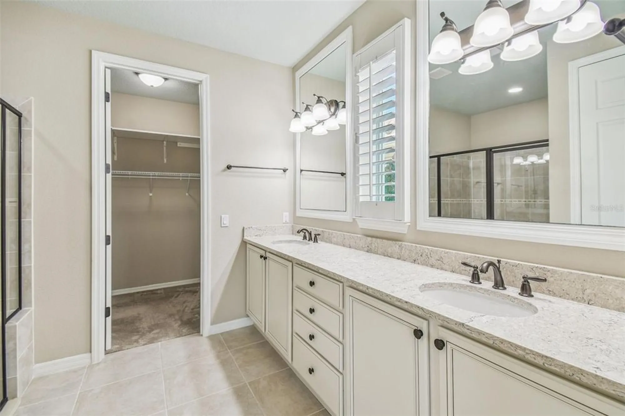 Property Slideshow image 17 of 54 | 159 casavista dr, Kissimmee, FL, 34759