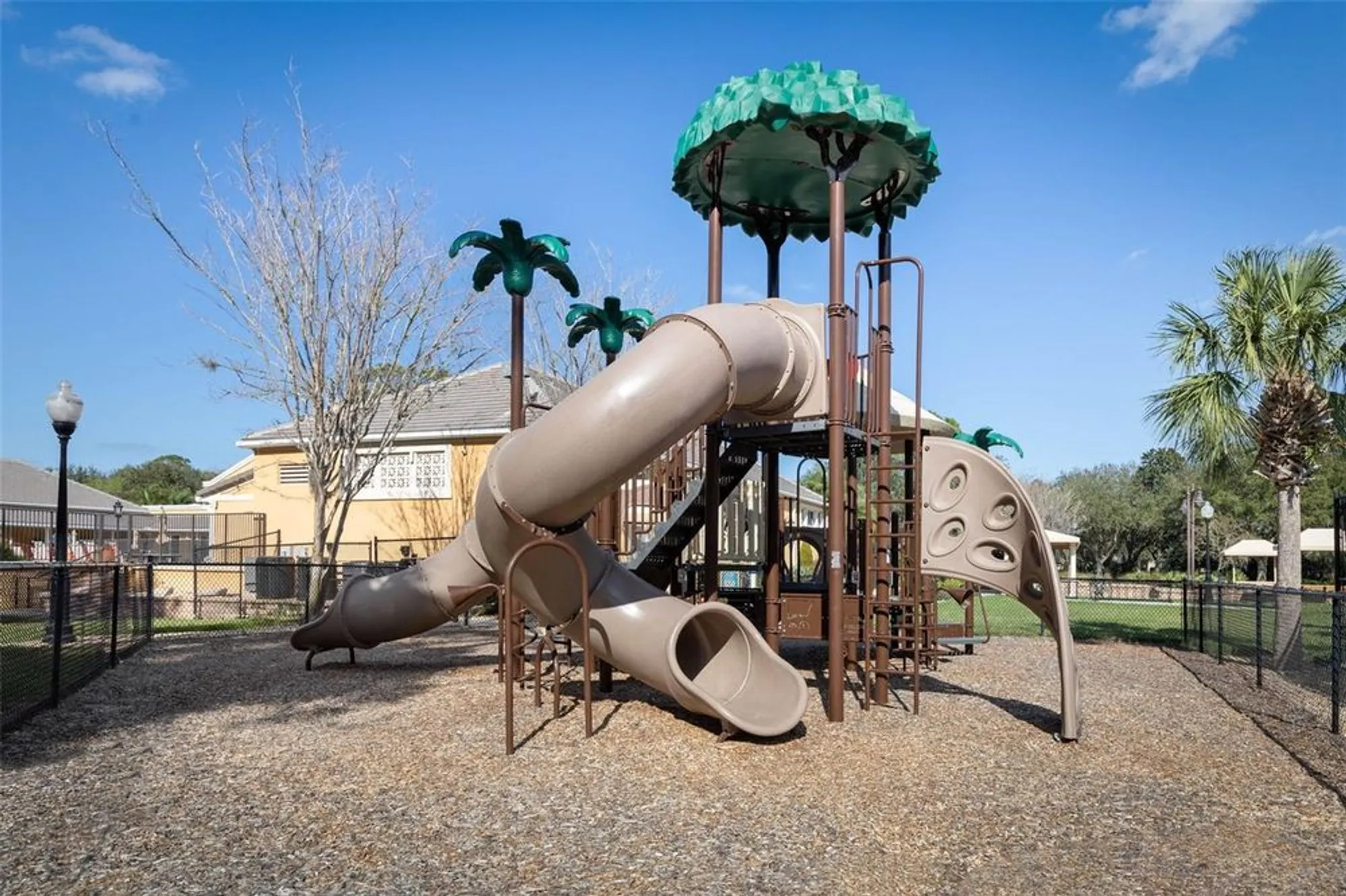 Property Slideshow image 65 of 73 | 10 oasis cir, Palm Coast, FL, 32137