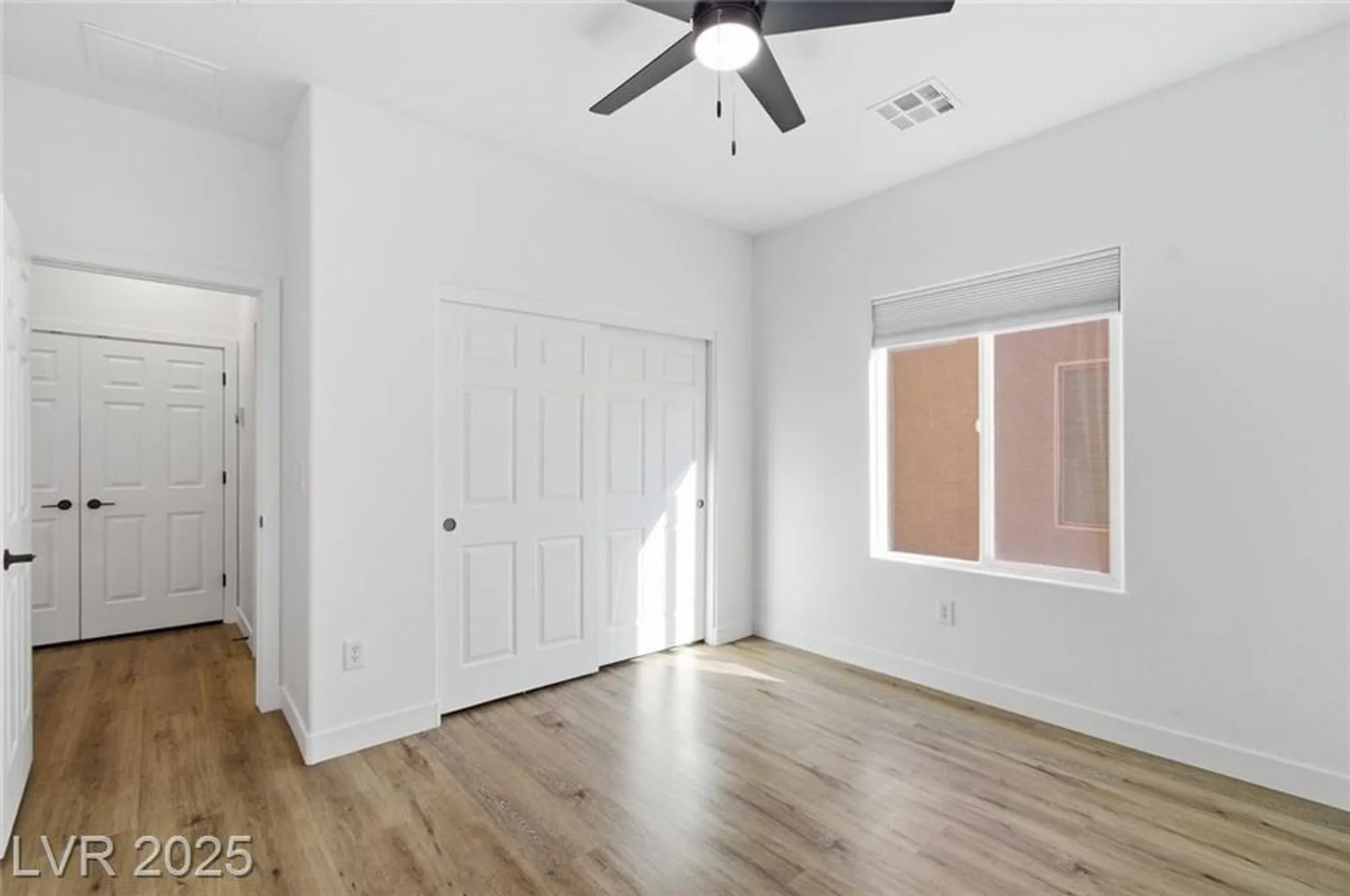 Property Slideshow image 13 of 16 | 3608 herring gull ln, North Las Vegas, NV, 89084