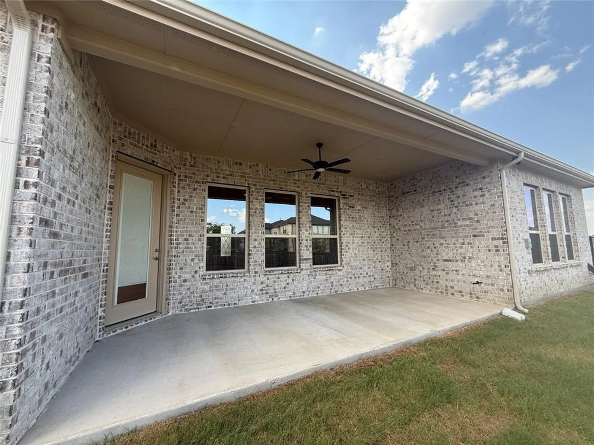 Property Slideshow image 8 of 16 | 901 capella ln, Mansfield, TX, 76063