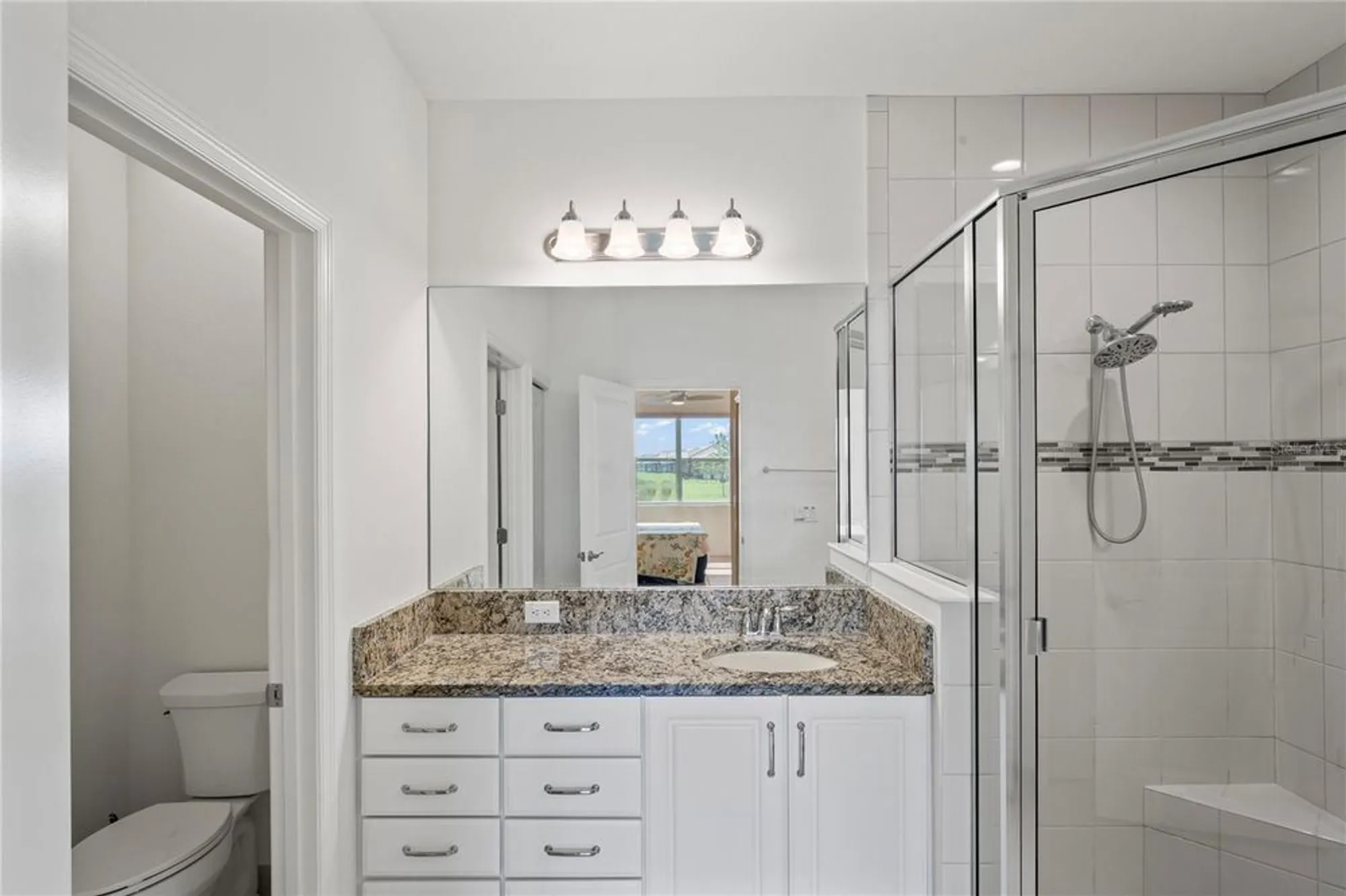 Property Slideshow image 25 of 61 | 4906 avila lakes dr, Wimauma, FL, 33598