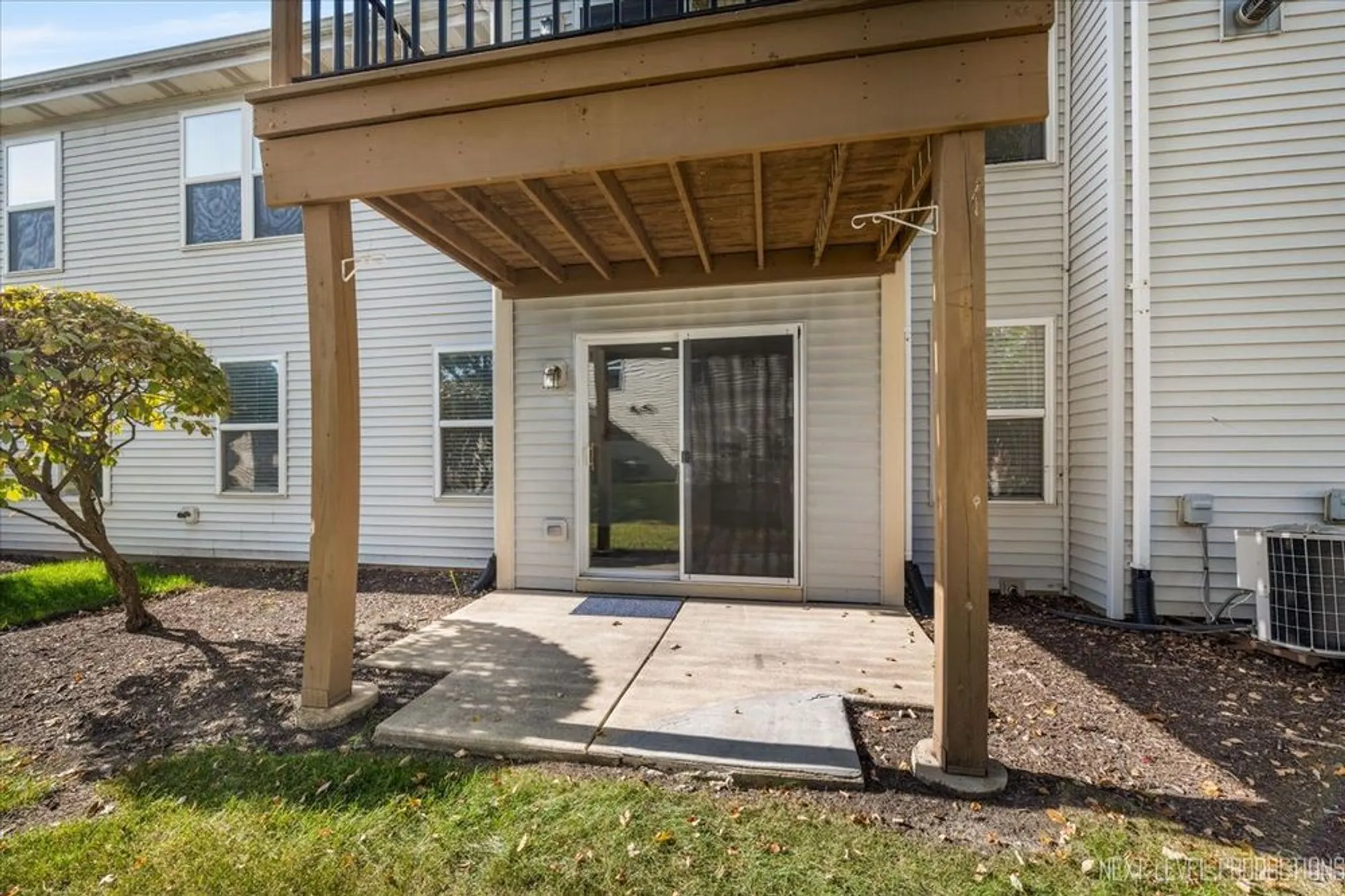 Property Slideshow image 20 of 39 | 13865 s balsam ln d, Plainfield, IL, 60544