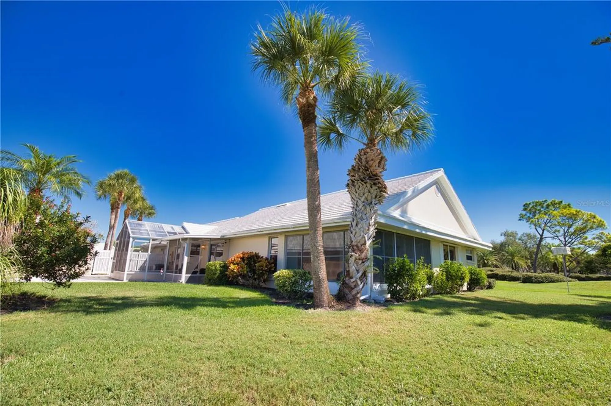 Property Slideshow image 40 of 46 | 698 harrington lake dr 9, Venice, FL, 34293