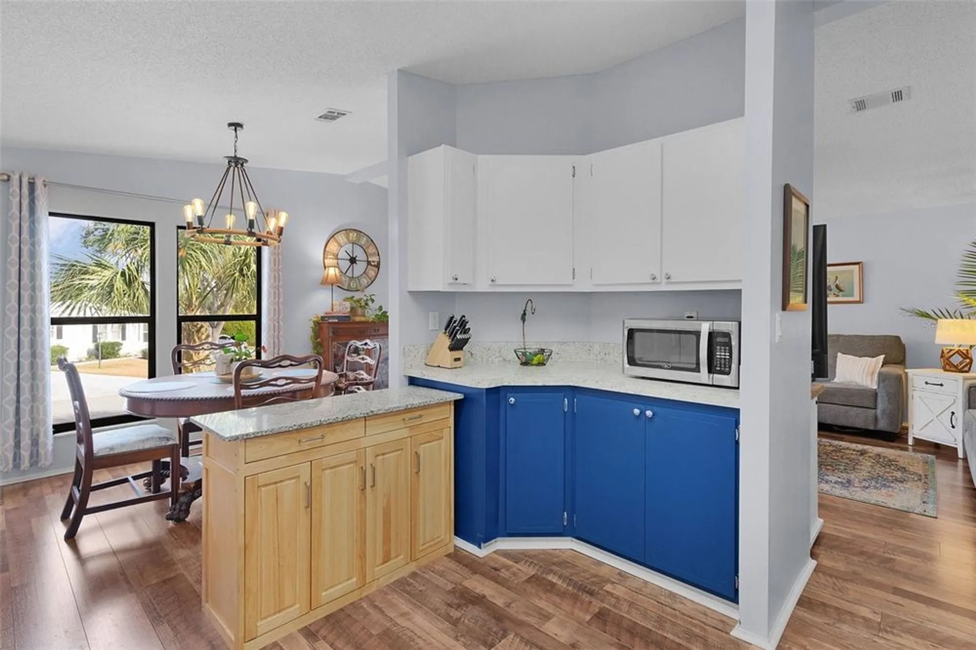 Property Slideshow image 7 of 42 | 1717 palm aire dr, Lady Lake, FL, 32159