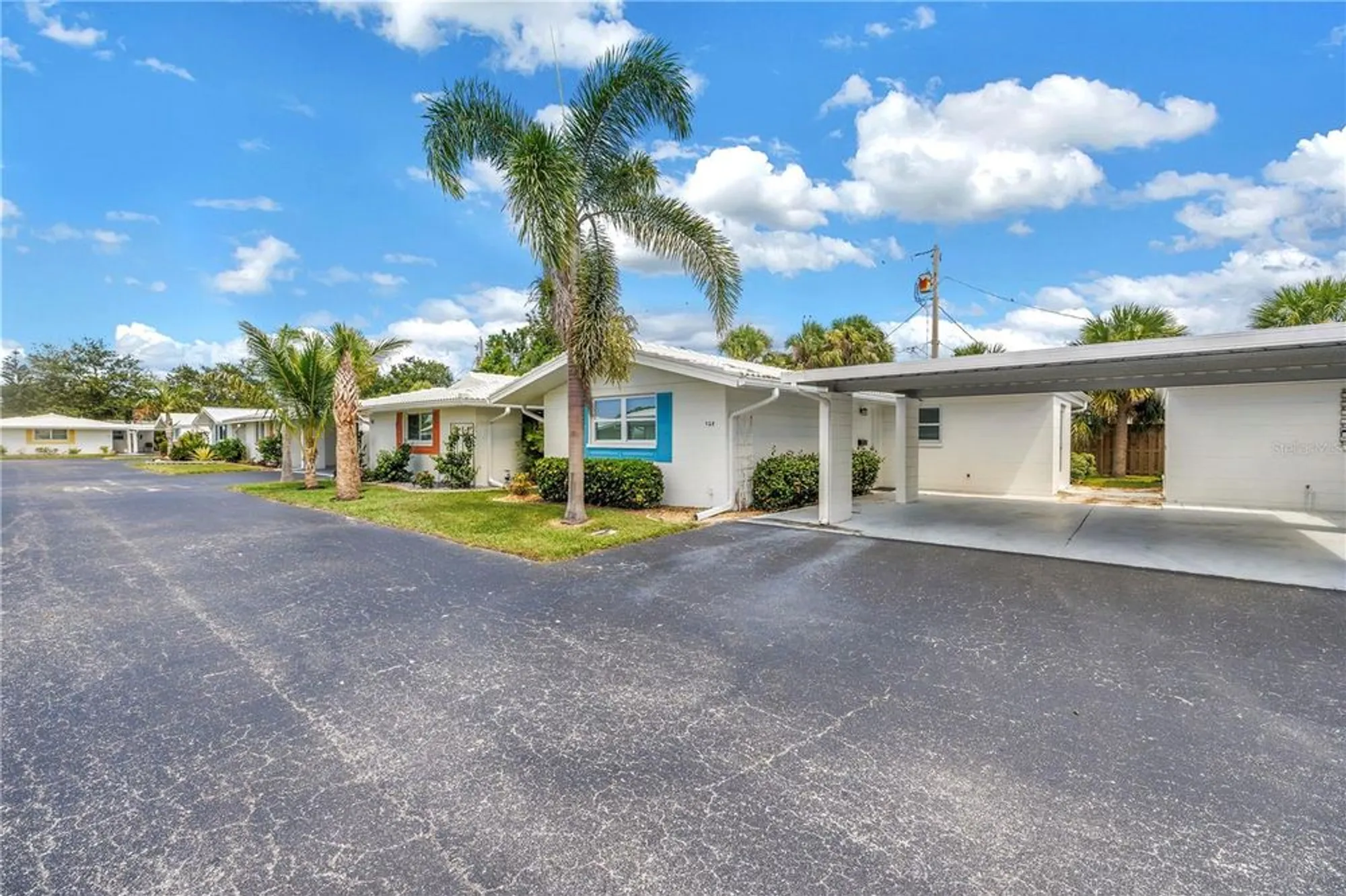 Property Slideshow image 6 of 28 | 728 caribbean cir 25, Venice, FL, 34293