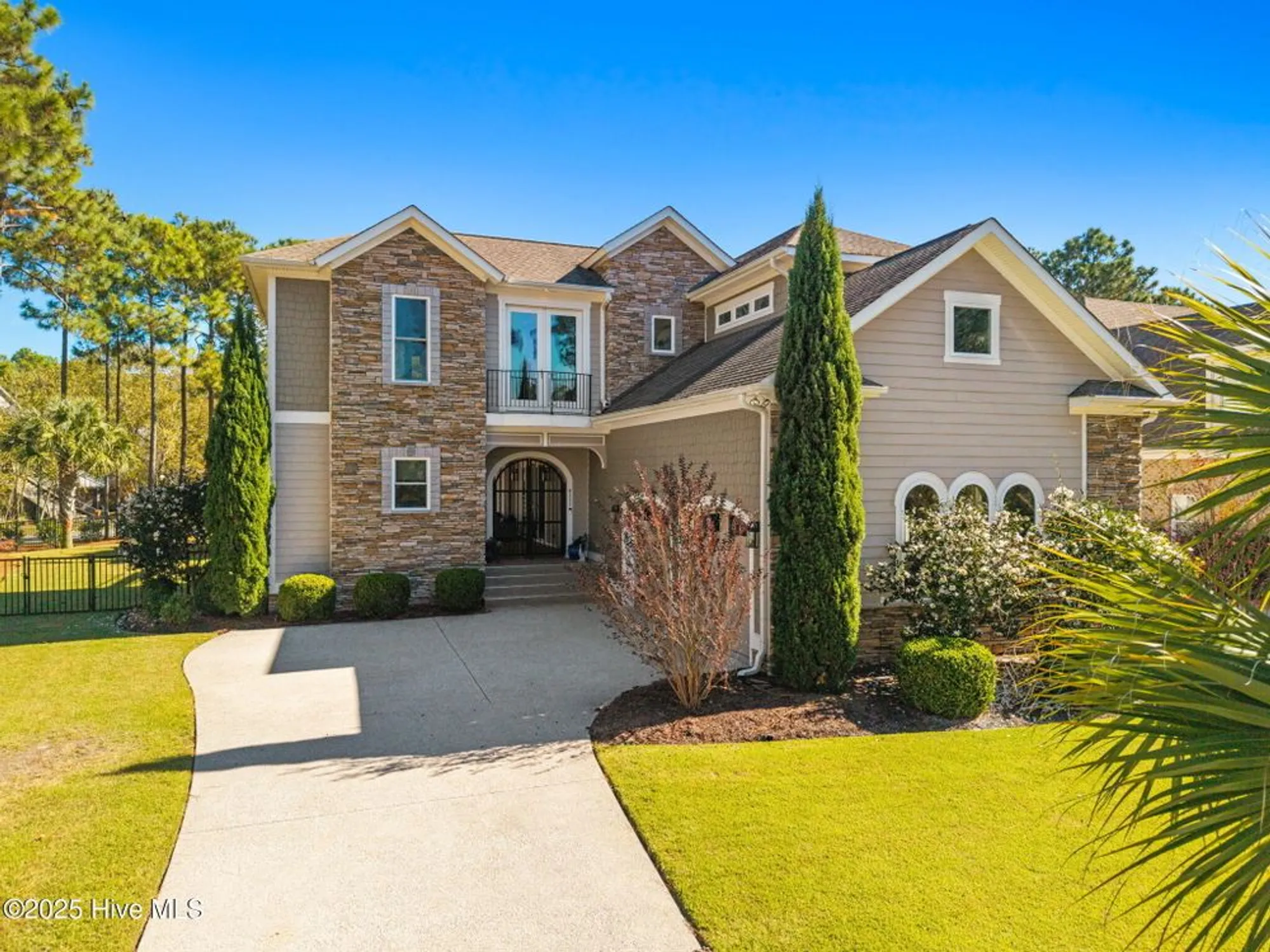 Property Slideshow image 9 of 129 | 4111 wyndmere dr, Southport, NC, 28461