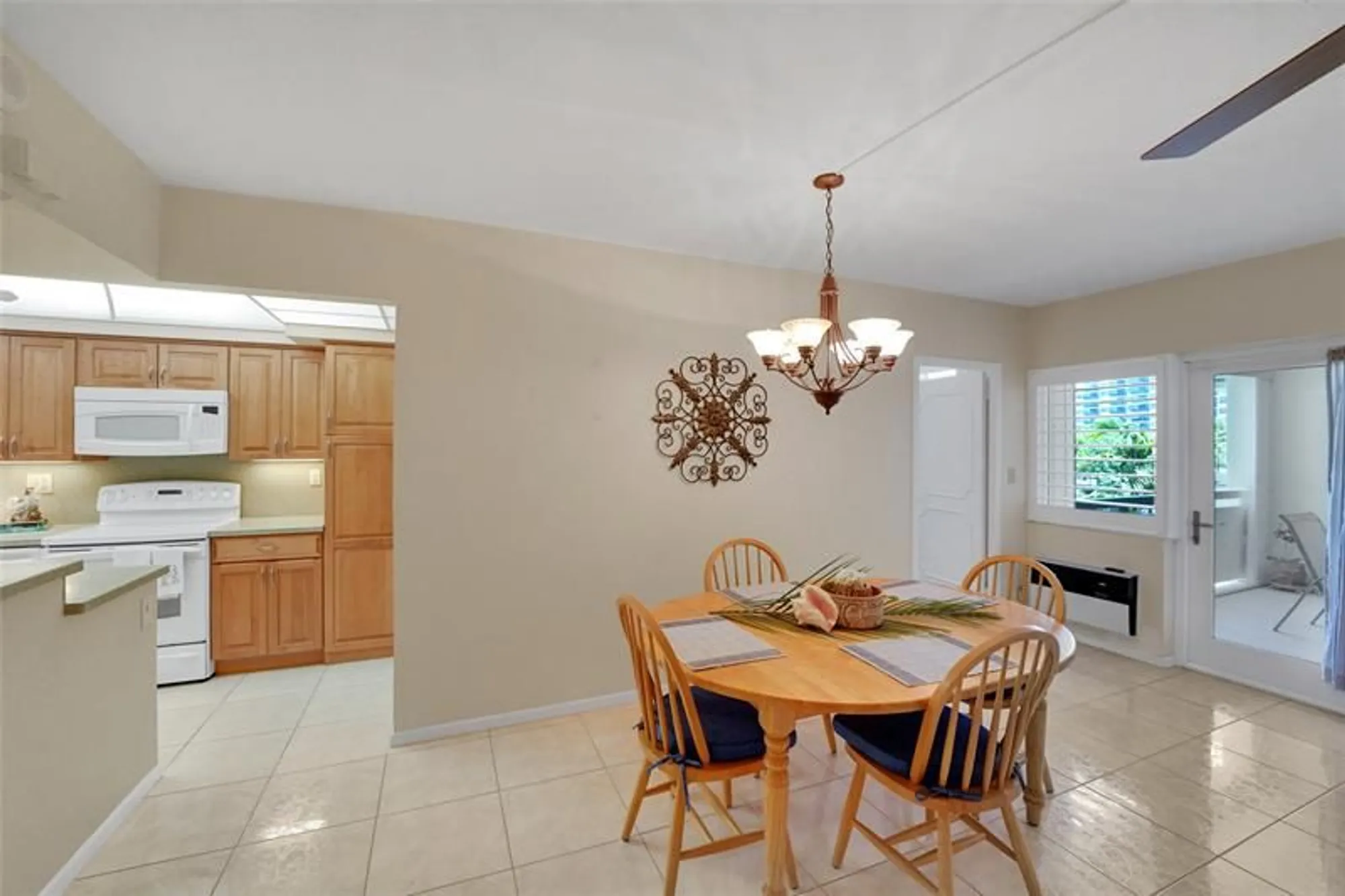 Property Slideshow image 27 of 45 | 3200 ne 36th st 319, Fort Lauderdale, FL, 33308