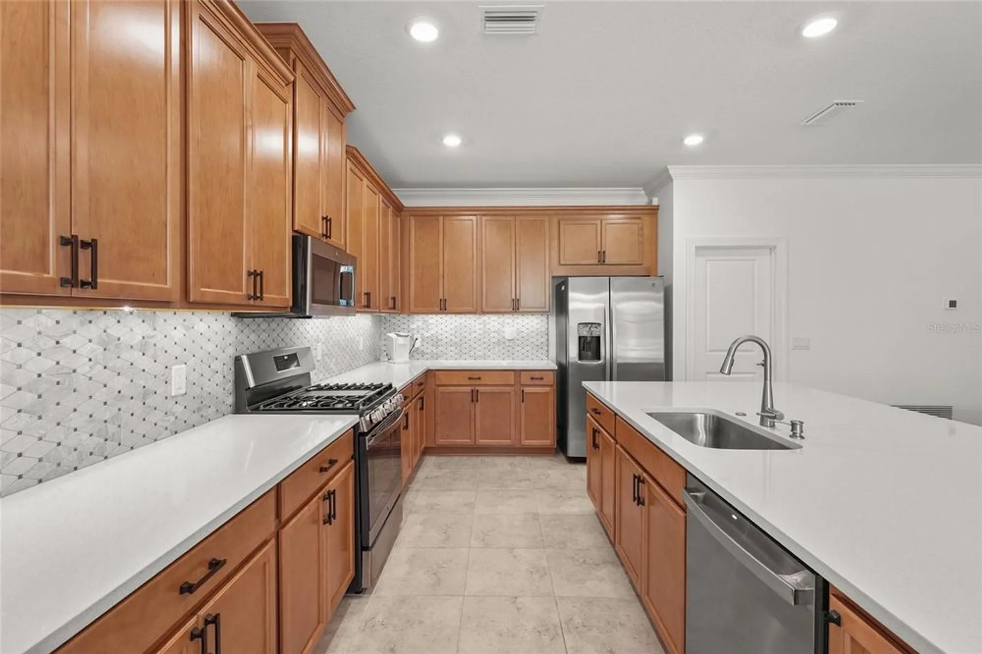 Property Slideshow image 5 of 86 | 6195 mesa gln, Bradenton, FL, 34203