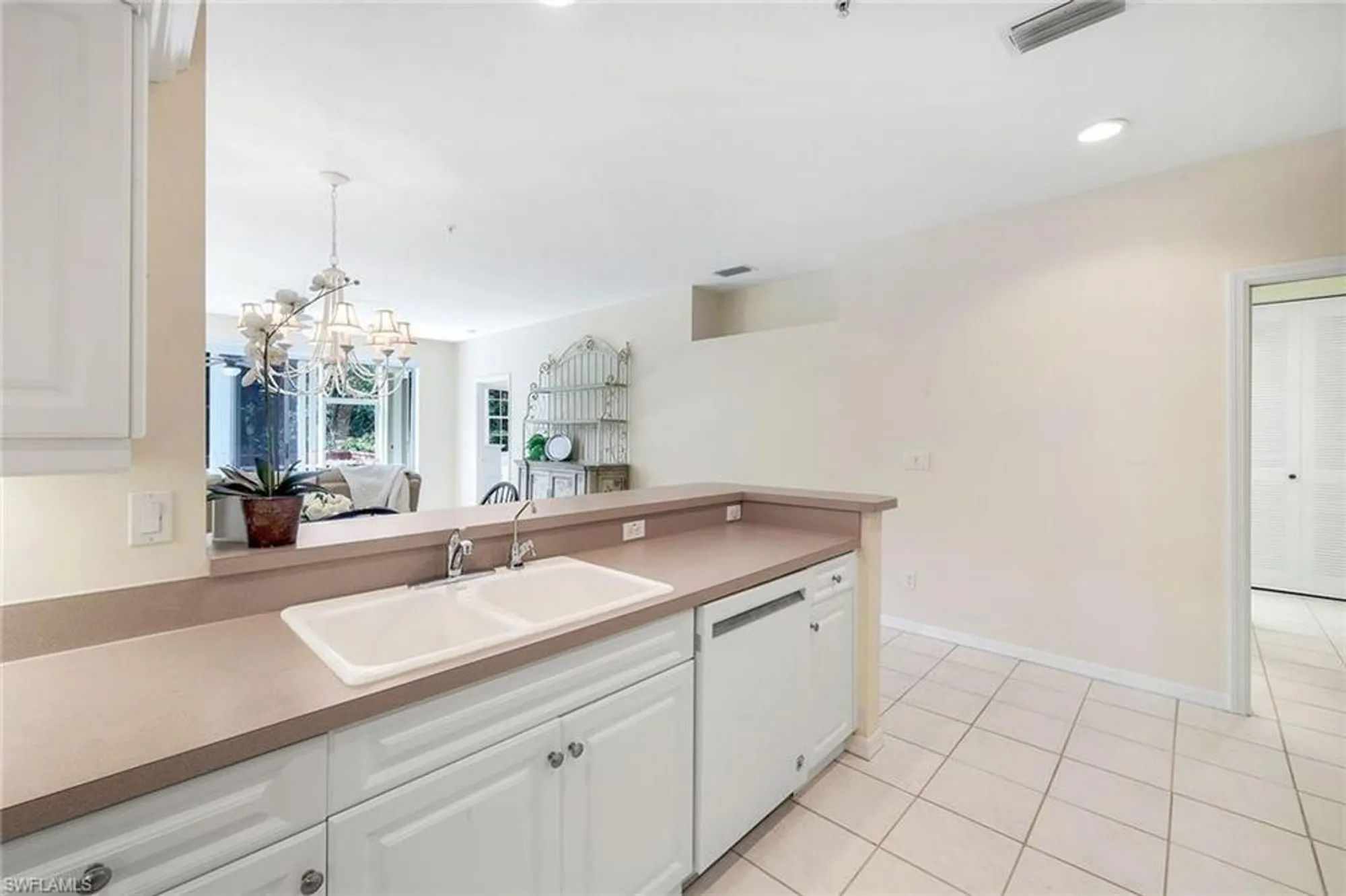 Property Slideshow image 13 of 32 | 3461 pointe creek ct 102, Bonita Springs, FL, 34134