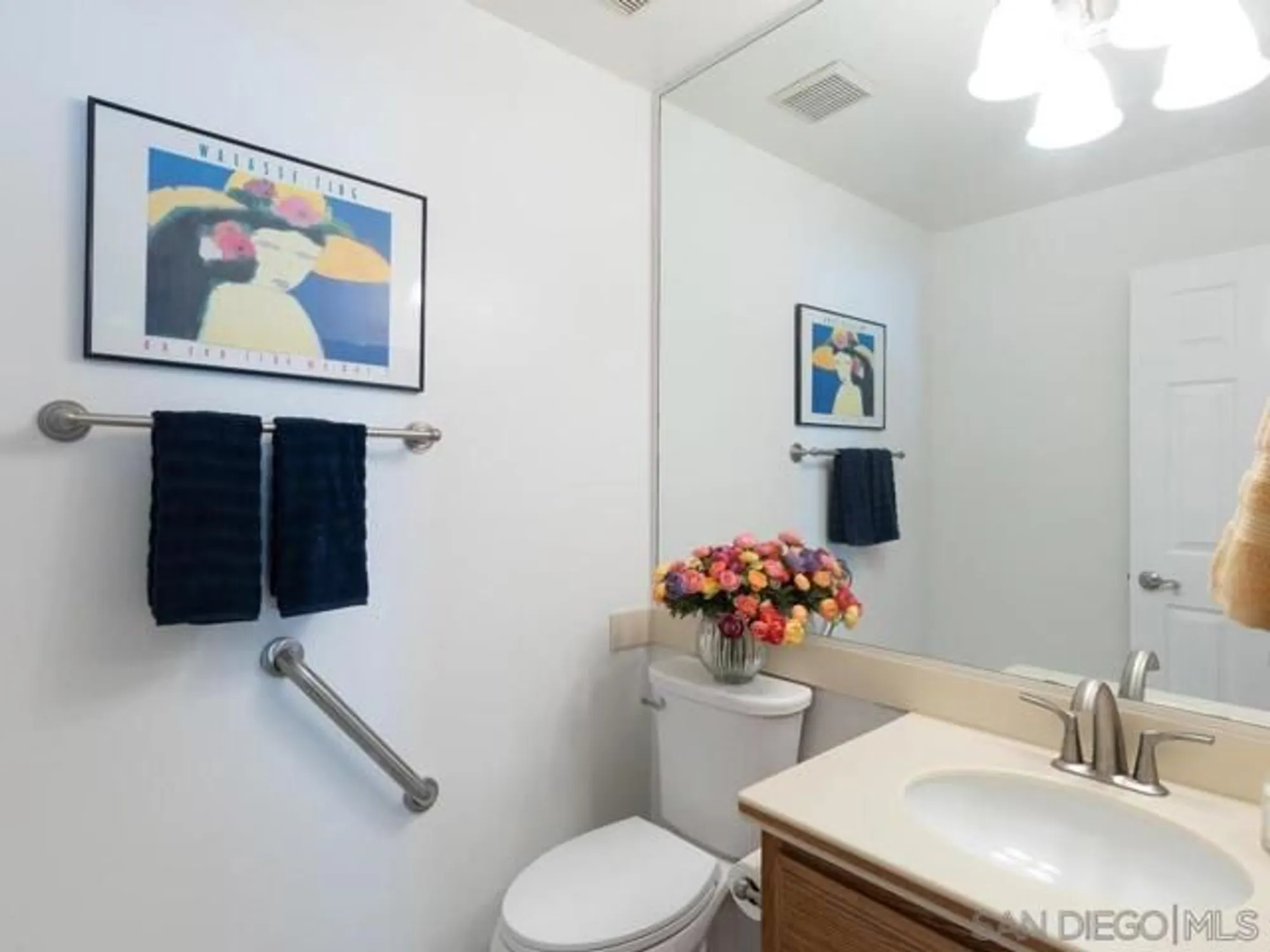 Property Slideshow image 12 of 32 | 4780 miletus way, Oceanside, CA, 92056