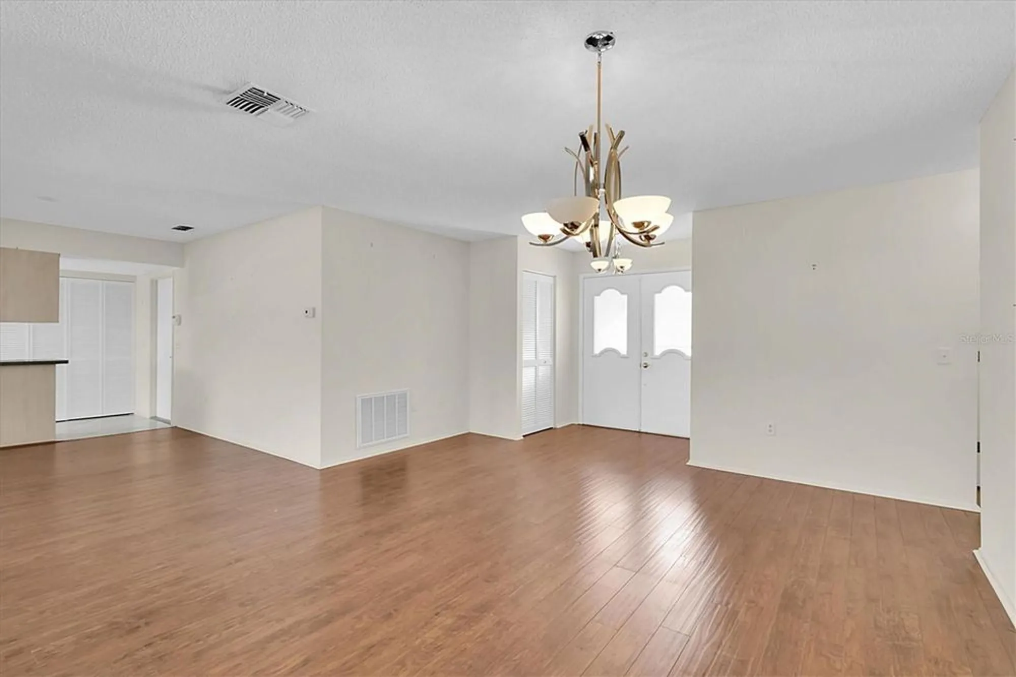 Property Slideshow image 6 of 60 | 9433 stonewall ln, New Port Richey, FL, 34655