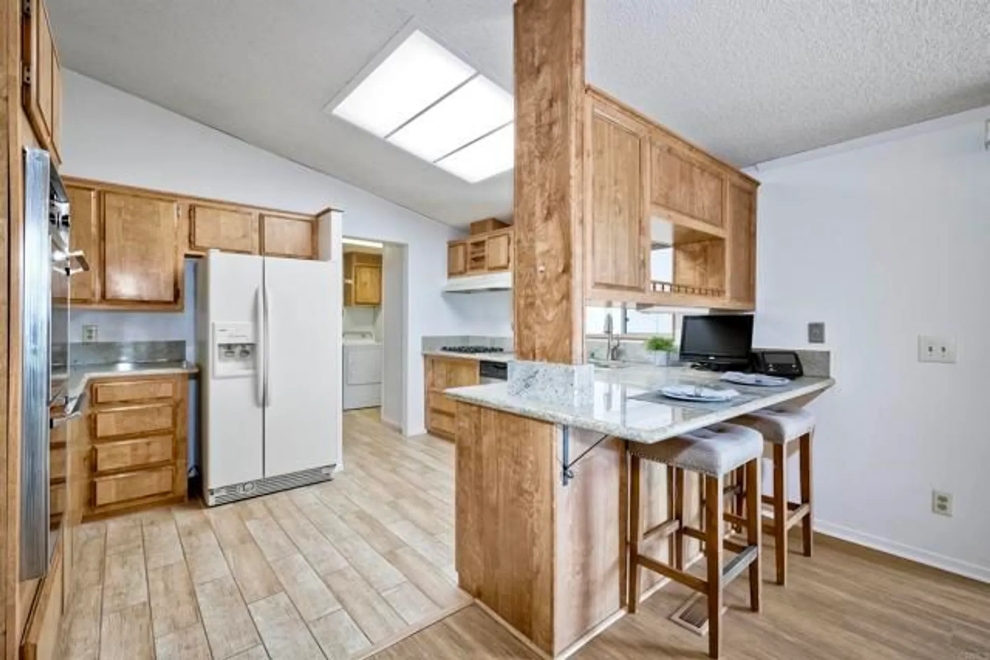 Property Slideshow image 7 of 42 | 1146 via santa paulo, Vista, CA, 92081