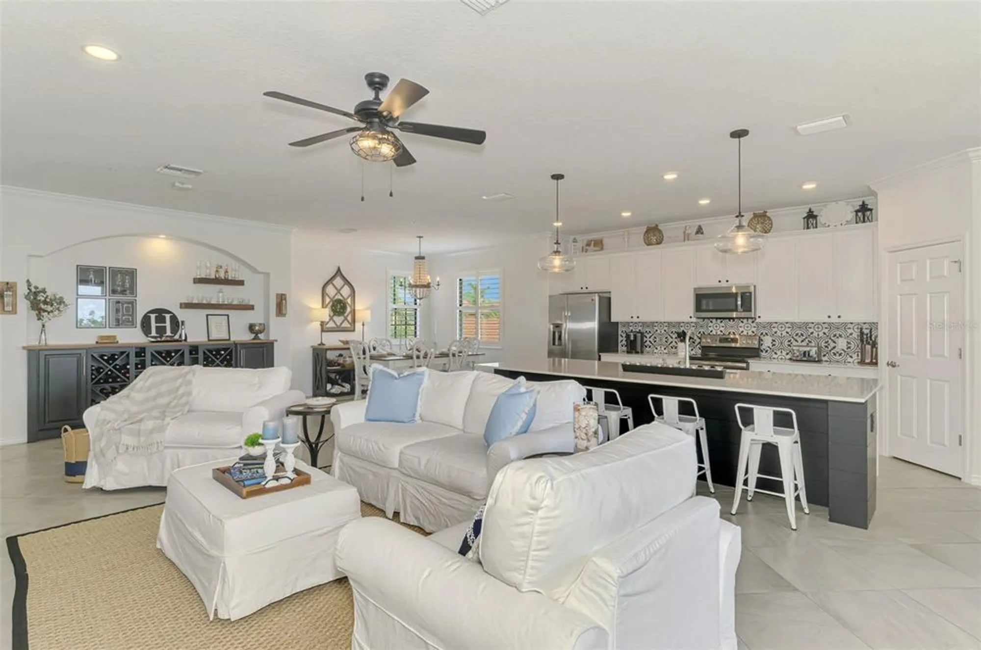 Property Slideshow image 19 of 98 | 10797 tarflower dr unit 201, Venice, FL, 34293