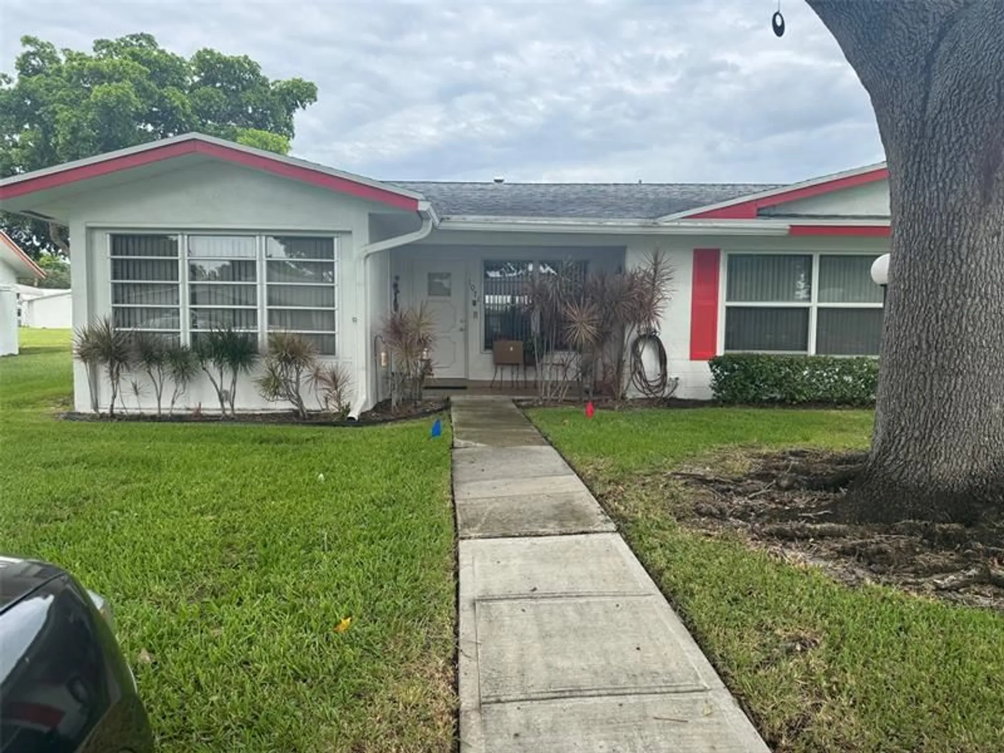 Property Slideshow image 2 of 24 | 1071 nw 88th ave # 93a, Plantation, FL, 33322