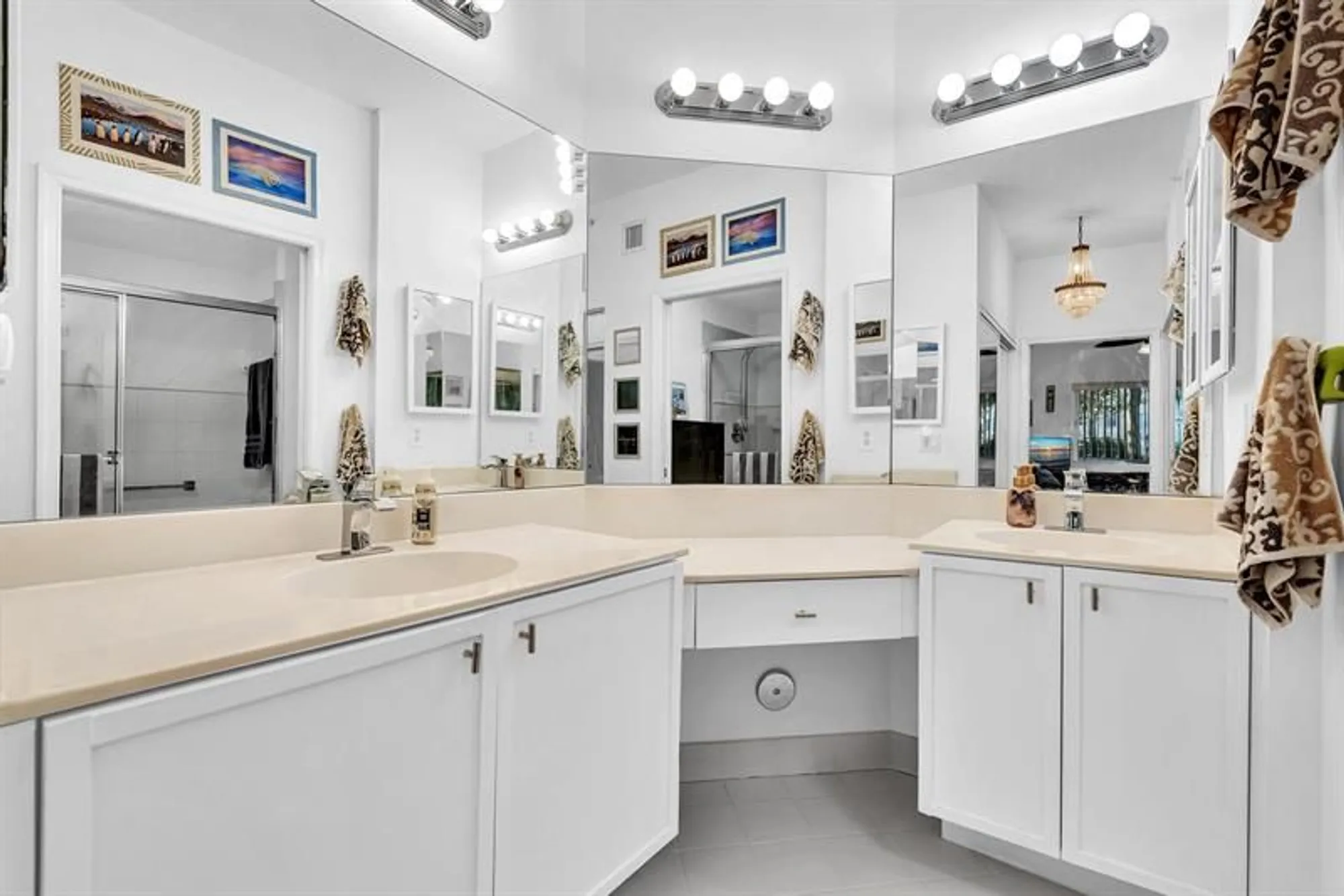 Property Slideshow image 28 of 78 | 7775 yardley dr apt 110, Tamarac, FL, 33321