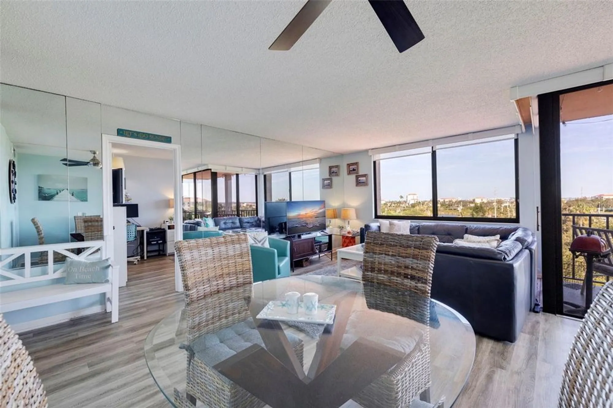 Property Slideshow image 5 of 56 | 6219 palma del mar blvd s apt 602, St Petersburg, FL, 33715