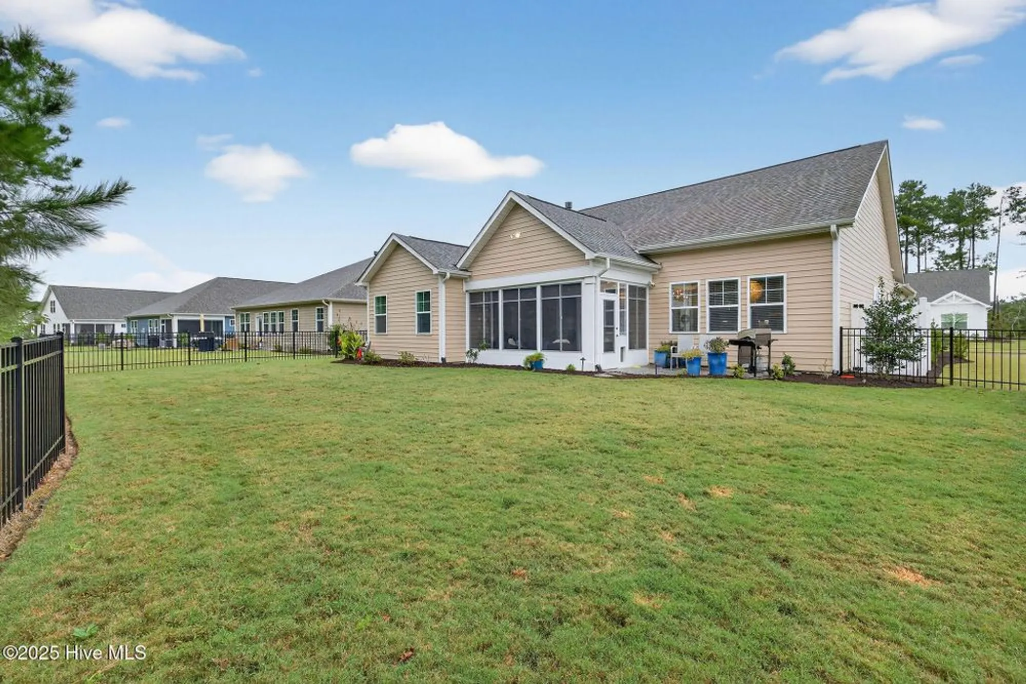 Property Slideshow image 32 of 35 | 7948 harrier cir, Leland, NC, 28451