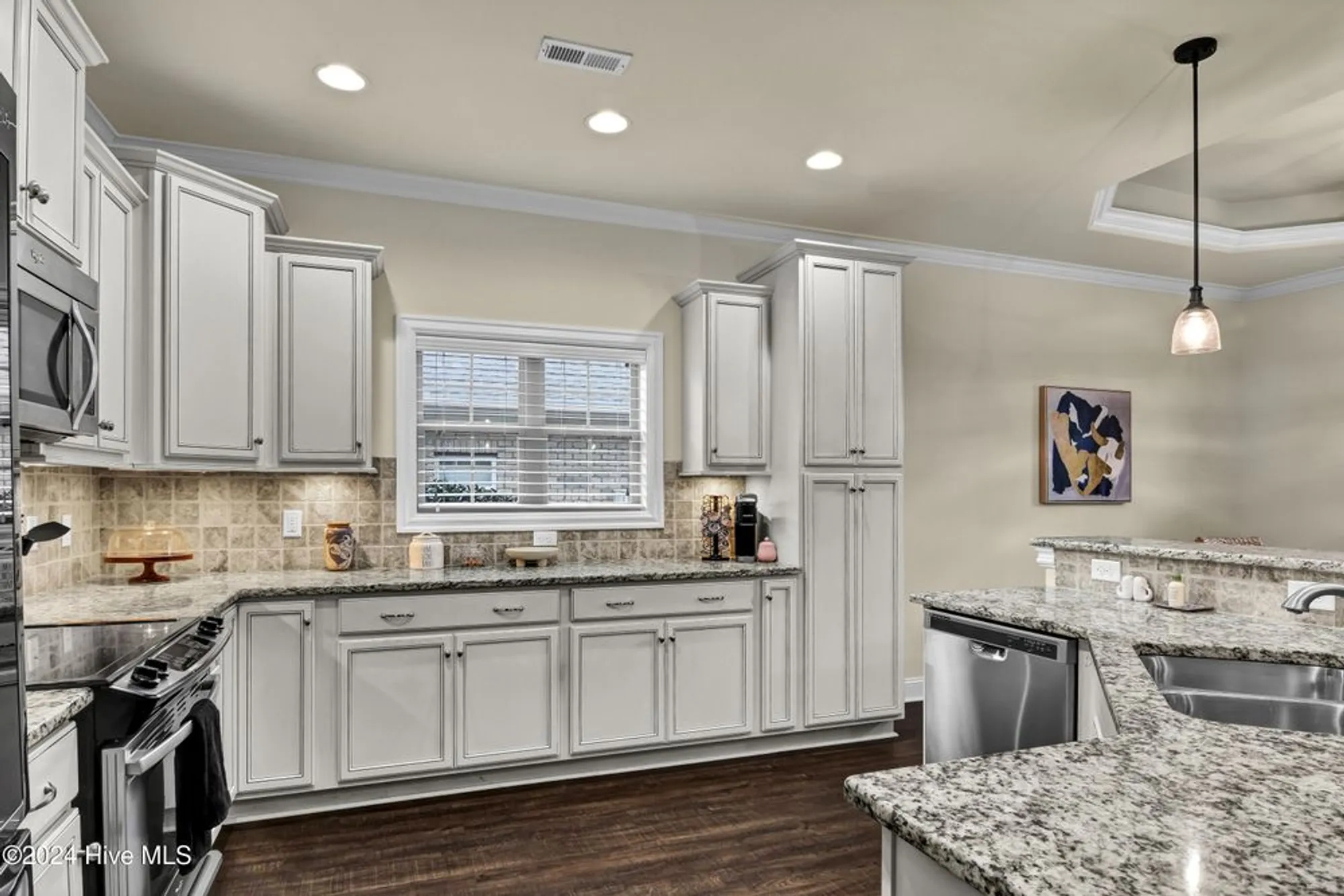 Property Slideshow image 11 of 40 | 333 motts forest rd, Wilmington, NC, 28412