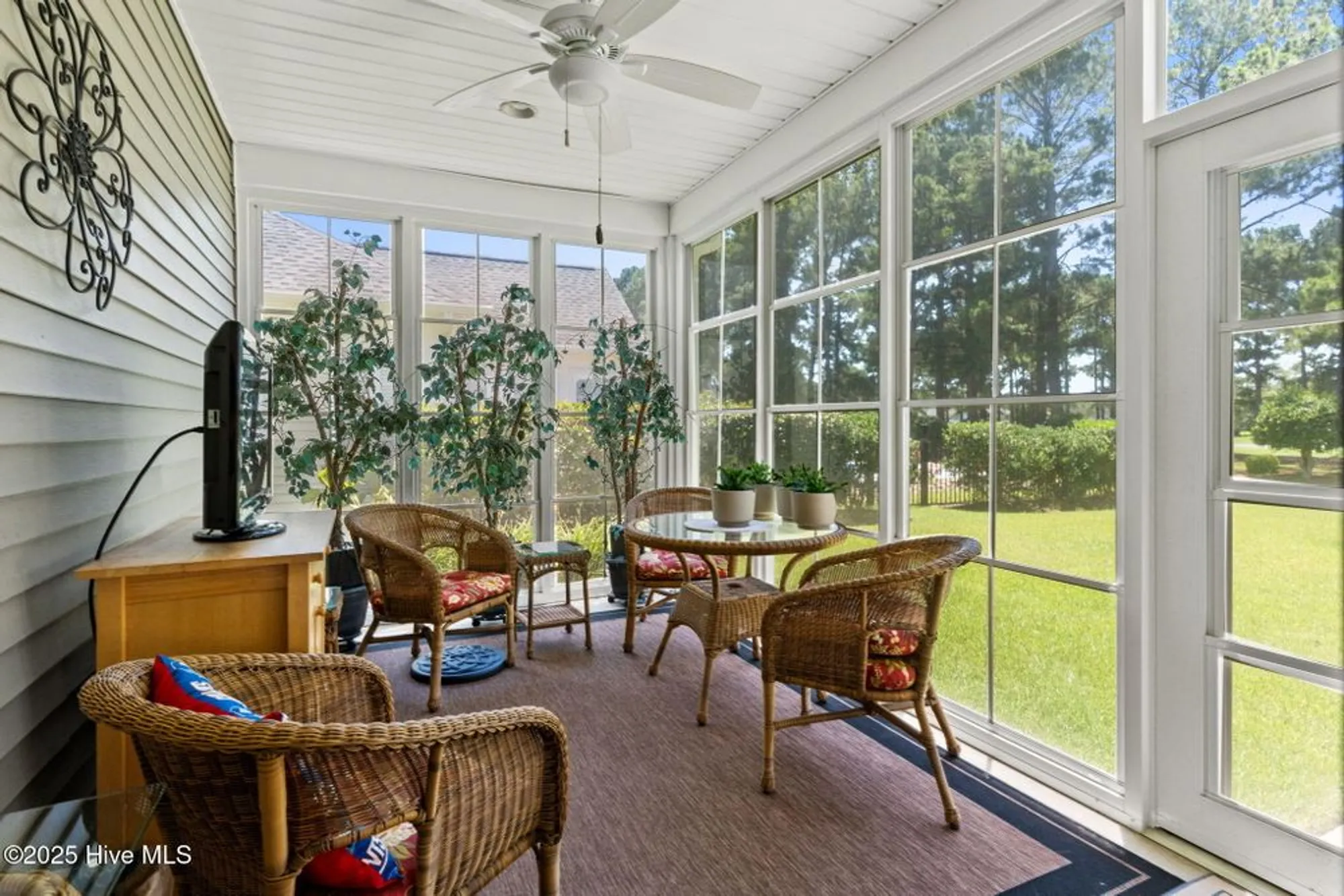 Property Slideshow image 23 of 36 | 675 meadowbrook ln, Calabash, NC, 28467