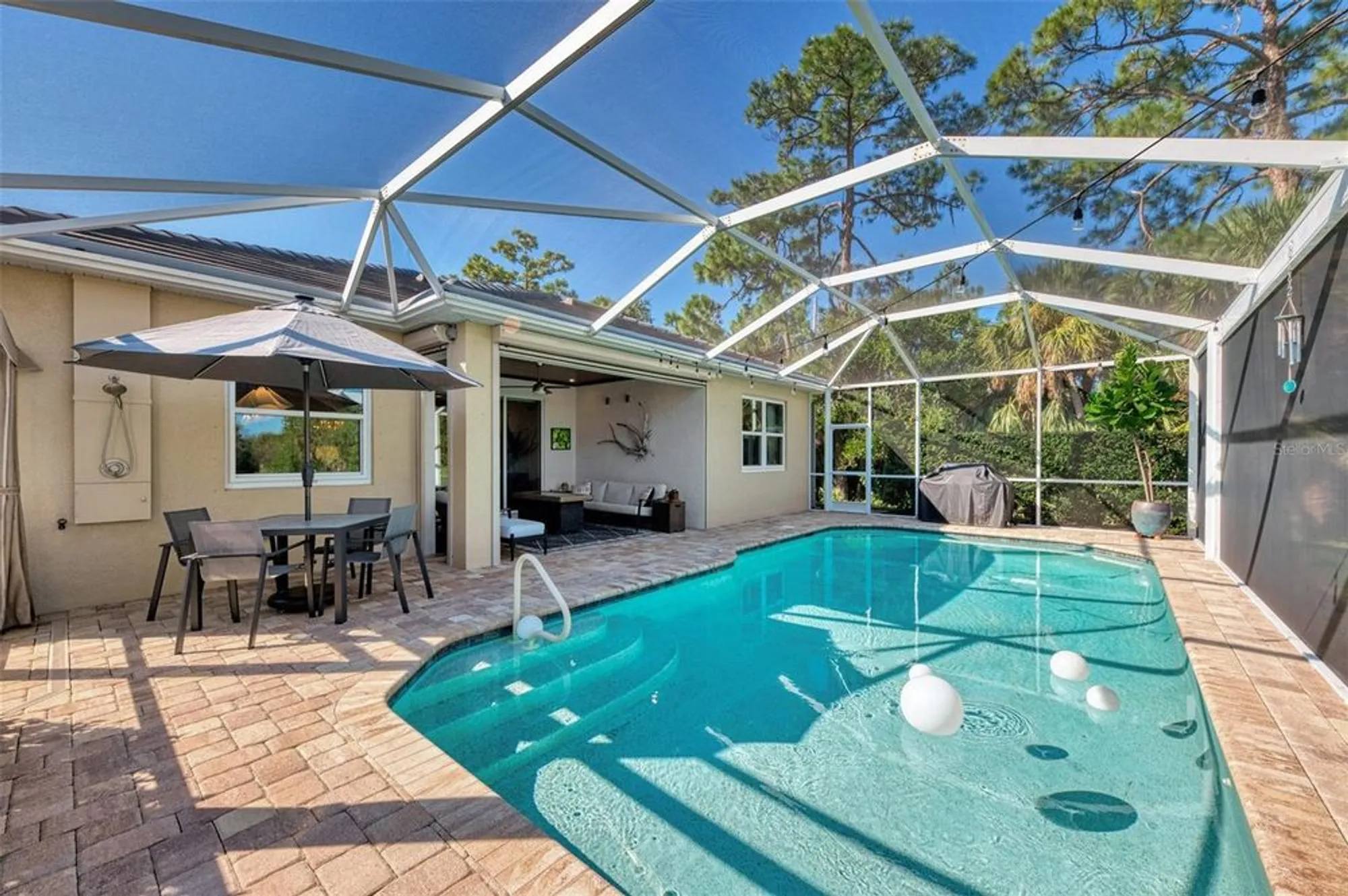 Property Slideshow image 53 of 79 | 6193 abaco dr, Sarasota, FL, 34238