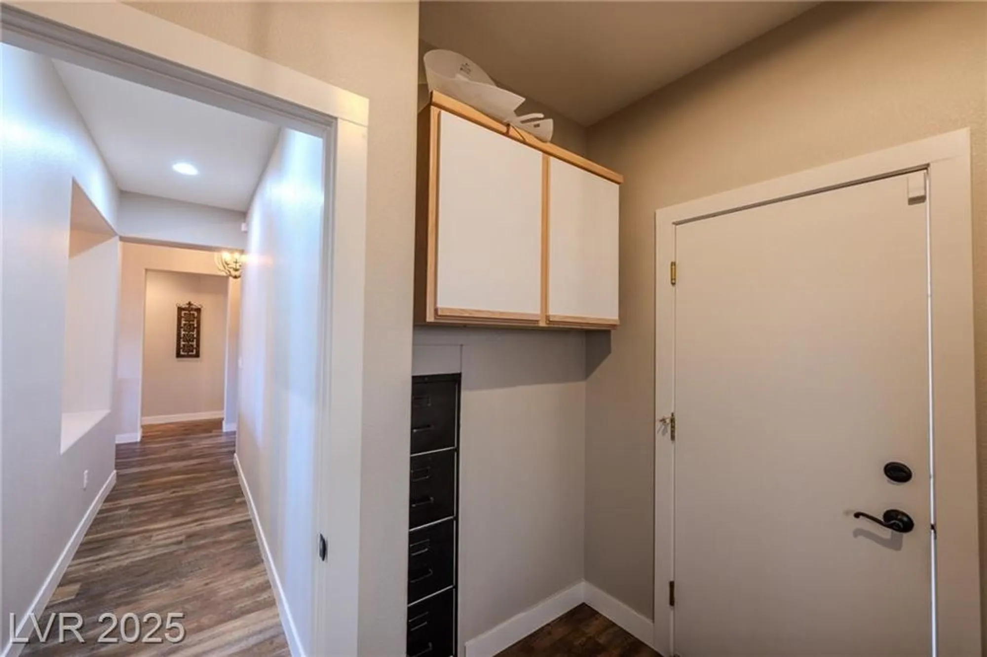 Property Slideshow image 24 of 26 | 9240 january dr, Las Vegas, NV, 89134