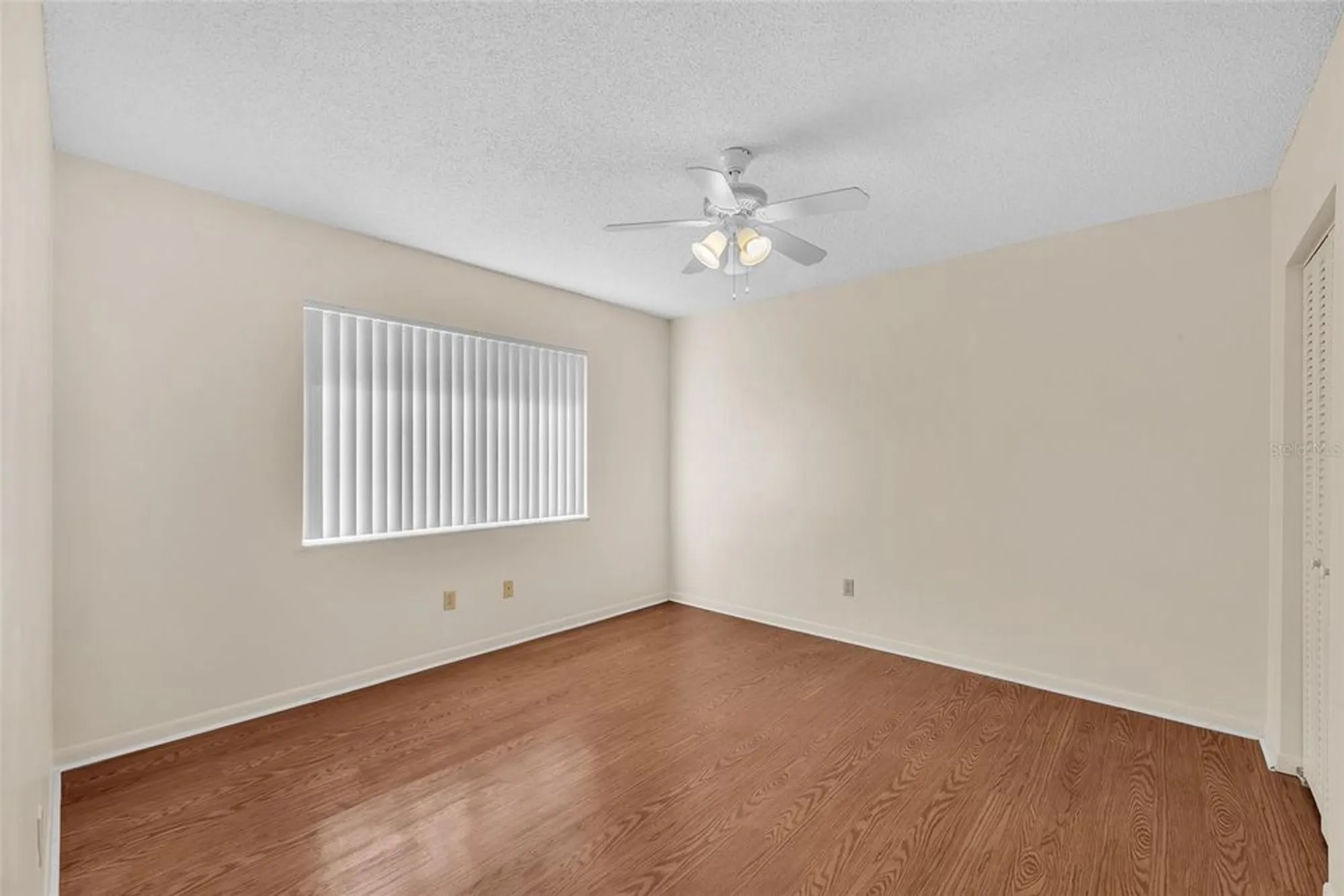 Property Slideshow image 16 of 30 | 1722 coco palm cir, Sun City Center, FL, 33573