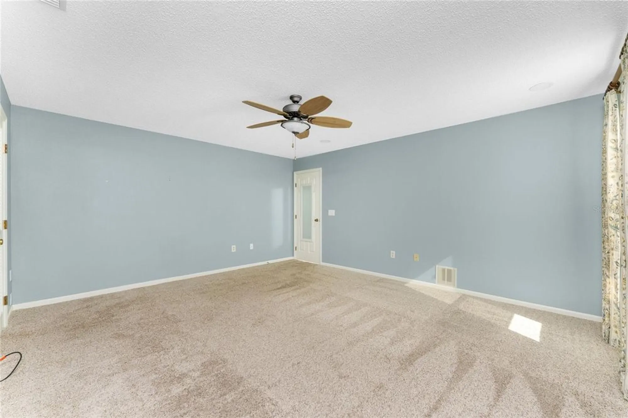 Property Slideshow image 20 of 65 | 336 indian key way 100, Englewood, FL, 34223