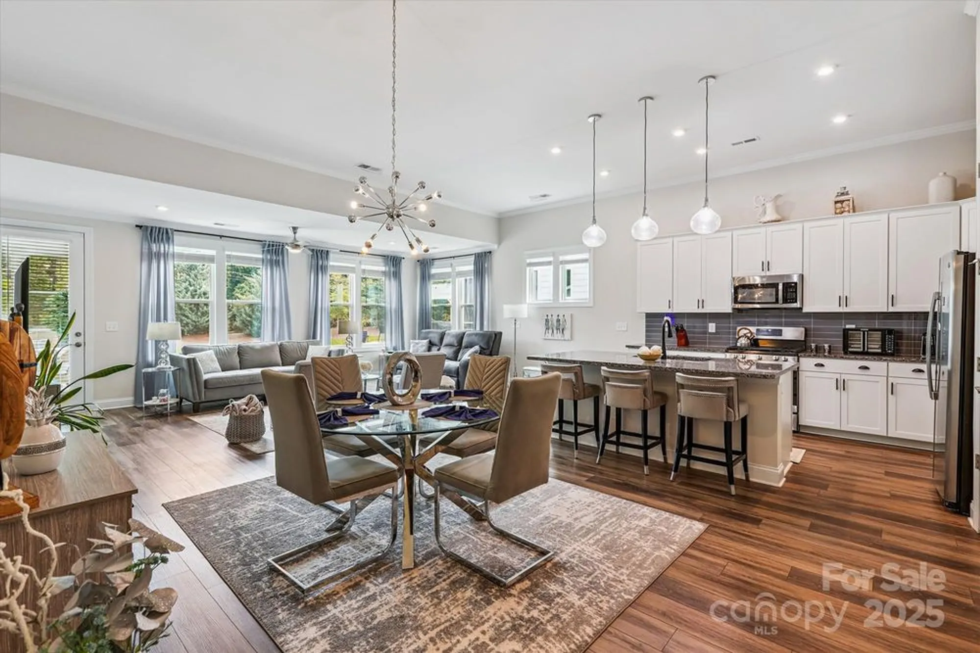 Property Slideshow image 13 of 36 | 10400 superb ln, Charlotte, NC, 28215