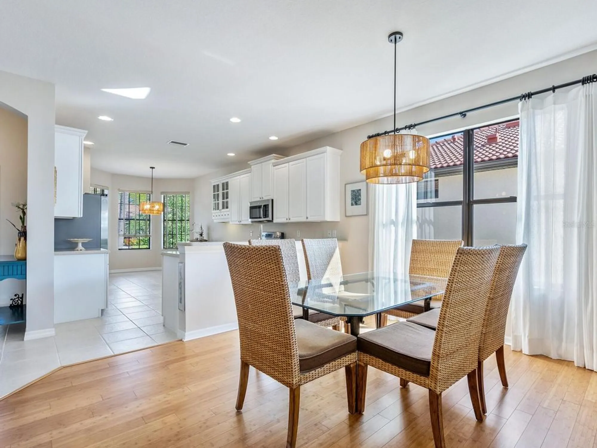 Property Slideshow image 13 of 42 | 1920 batello dr, Venice, FL, 34292