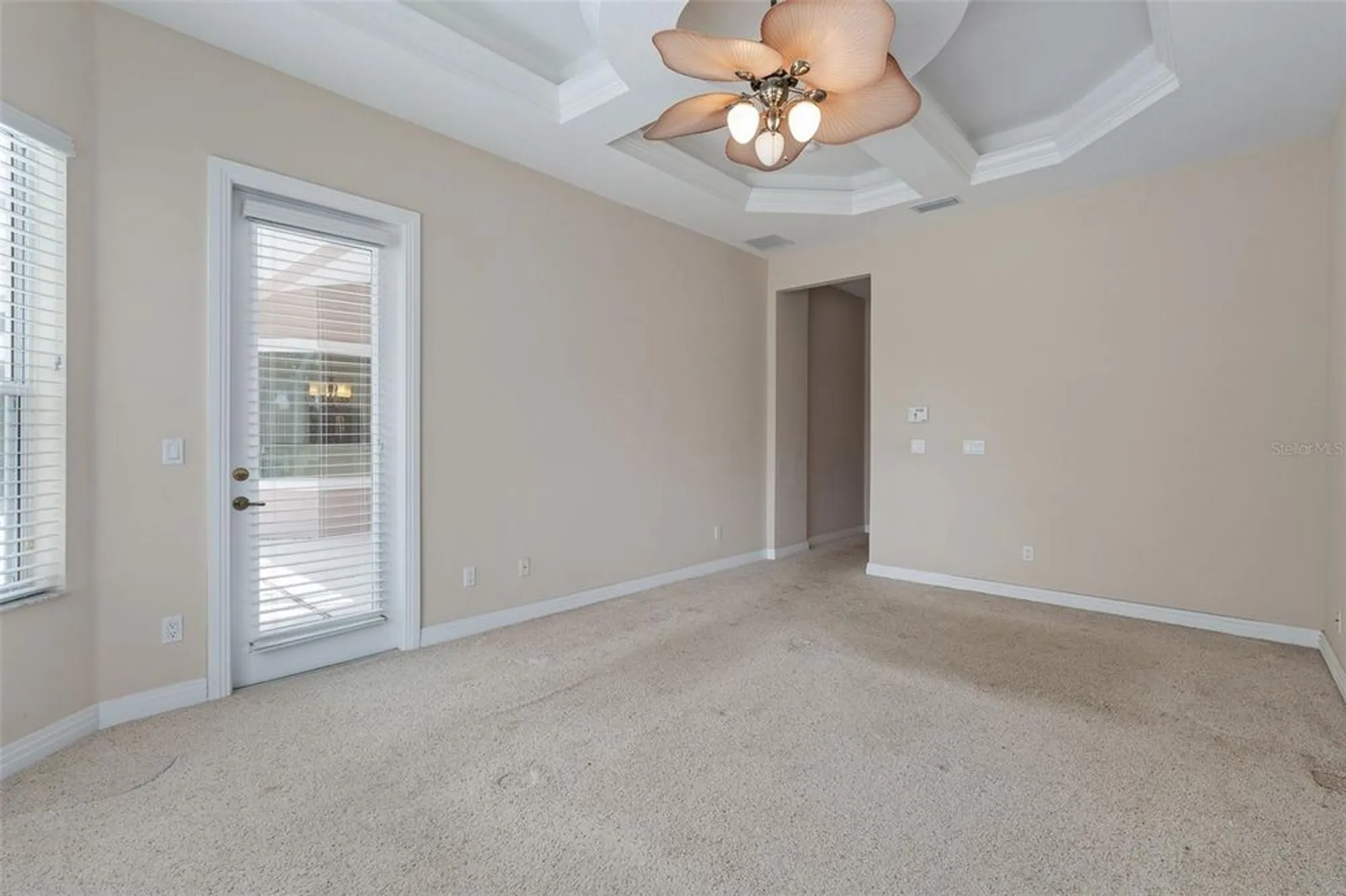 Property Slideshow image 27 of 82 | 19 lakeview ln, Palm Coast, FL, 32137