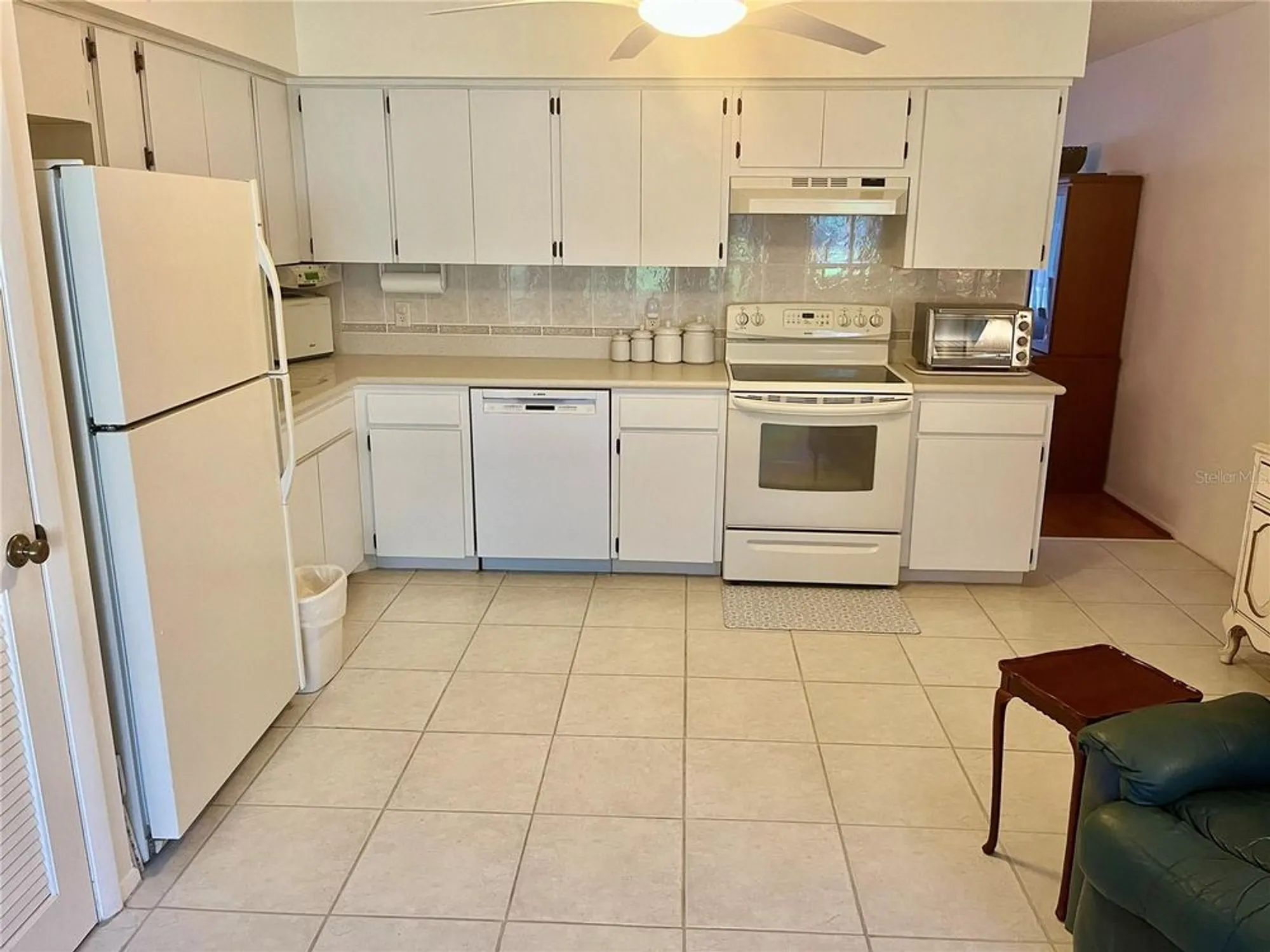 Property Slideshow image 7 of 52 | 2220 spanish dr 14, Clearwater, FL, 33763