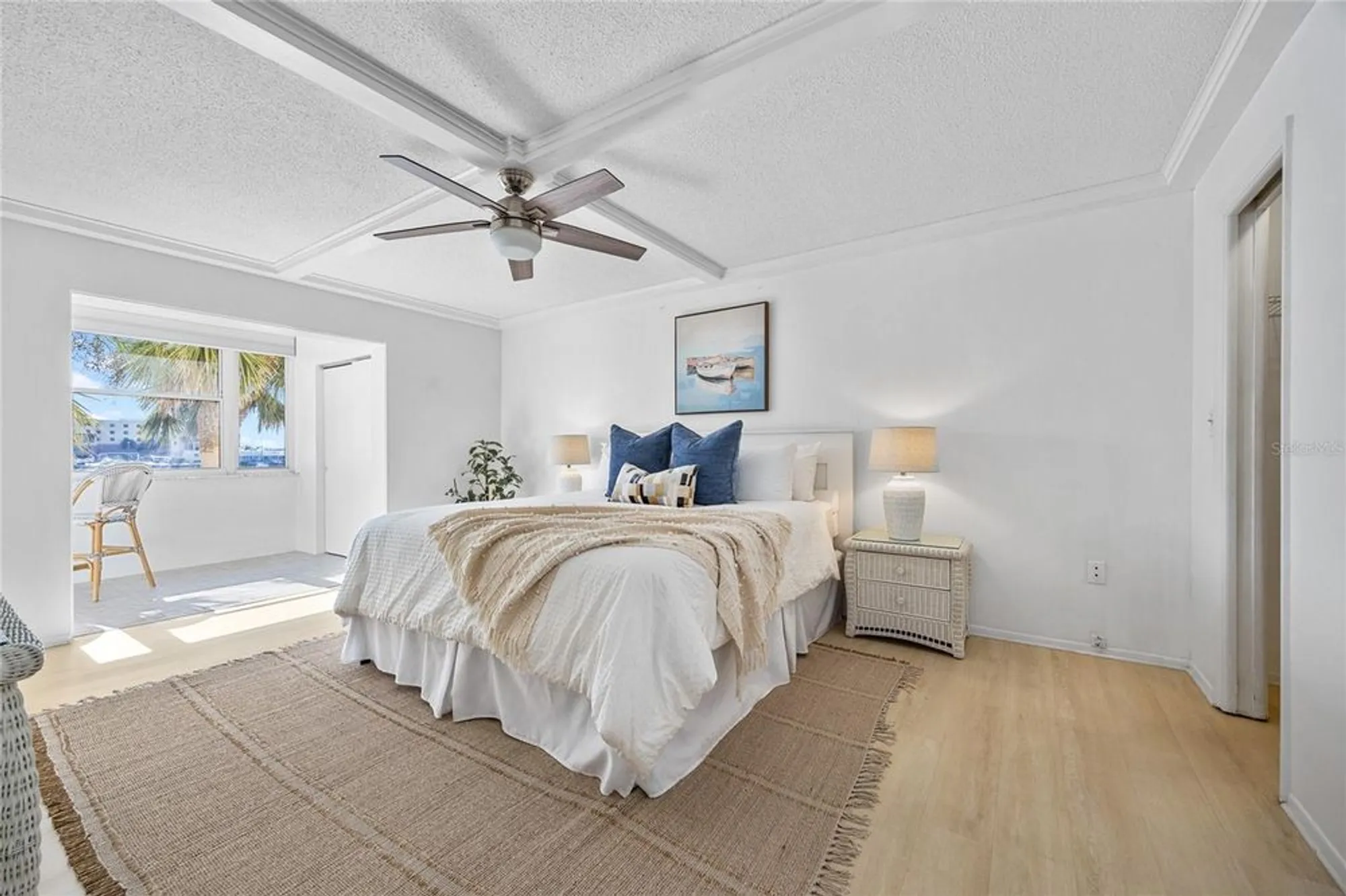 Property Slideshow image 3 of 39 | 4775 cove cir apt 203, St Petersburg, FL, 33708