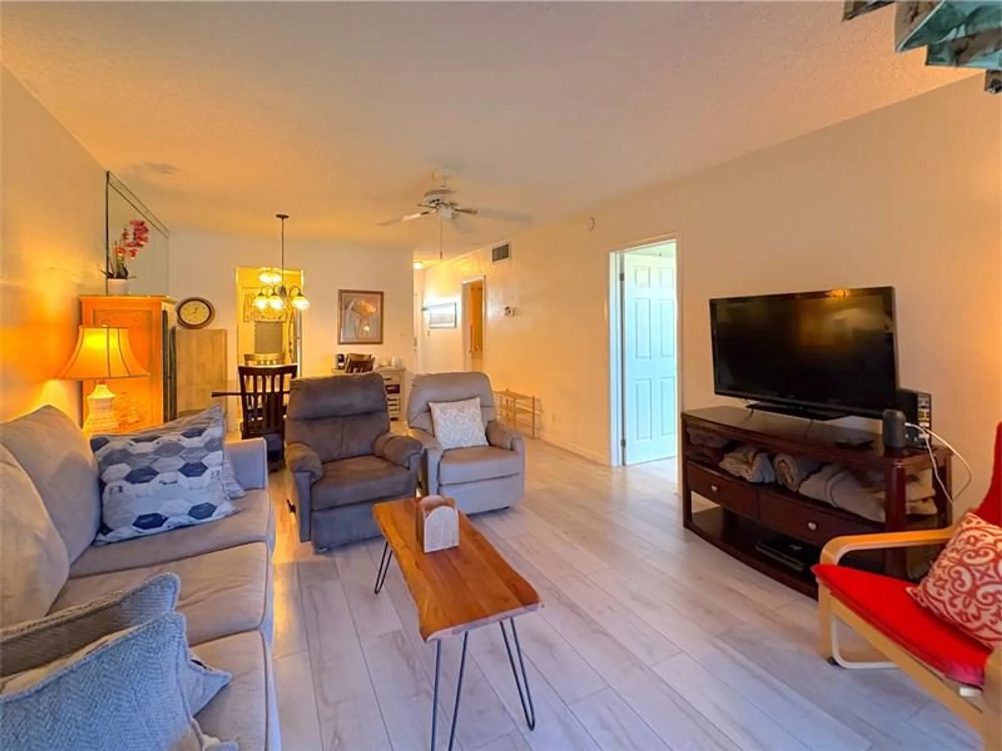 Property Slideshow image 7 of 25 | 2800 w golf blvd 228, Pompano Beach, FL, 33064