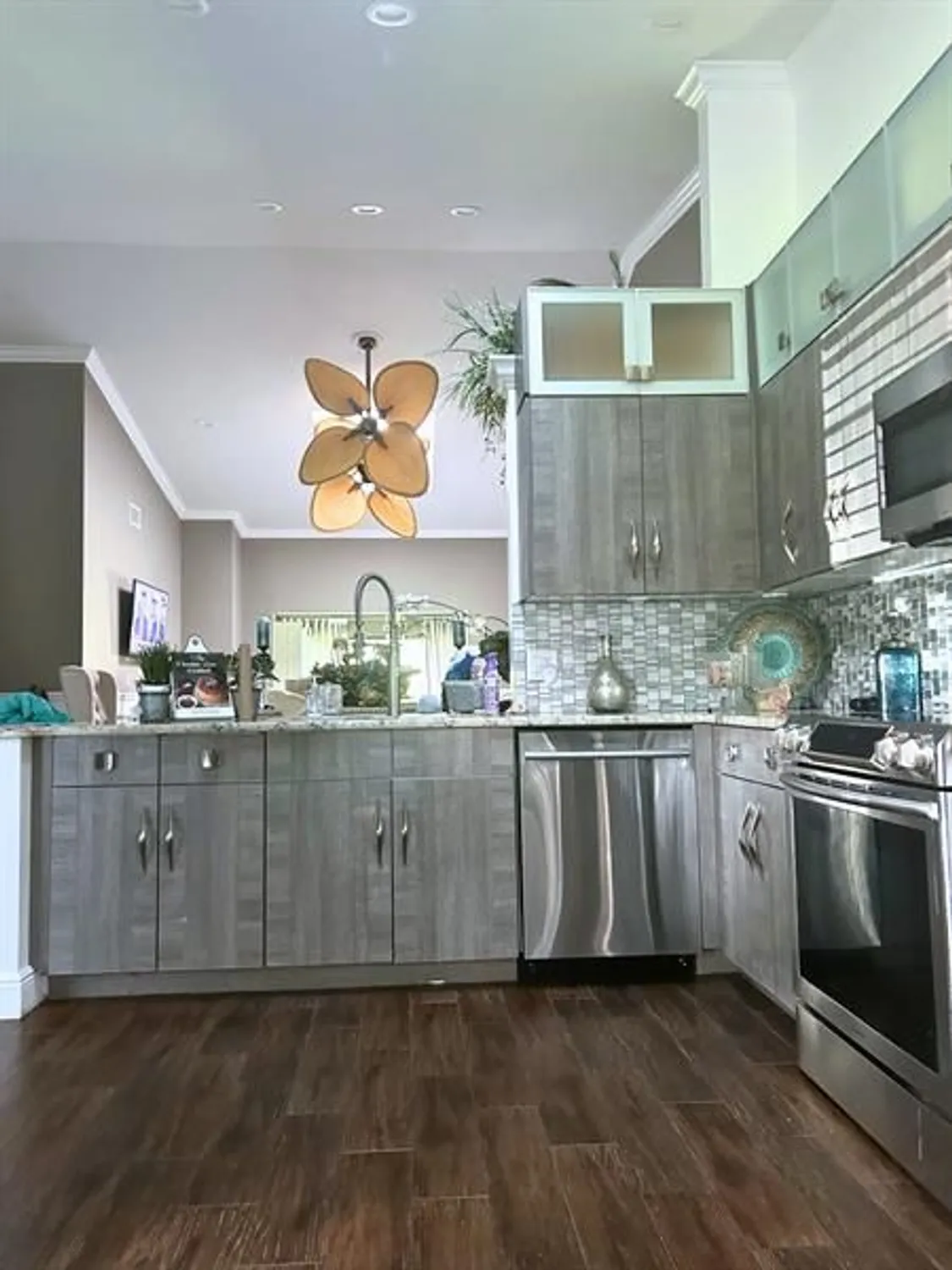 Property Slideshow image 11 of 15 | 8223 springlake dr # 8223, Boca Raton, FL, 33496