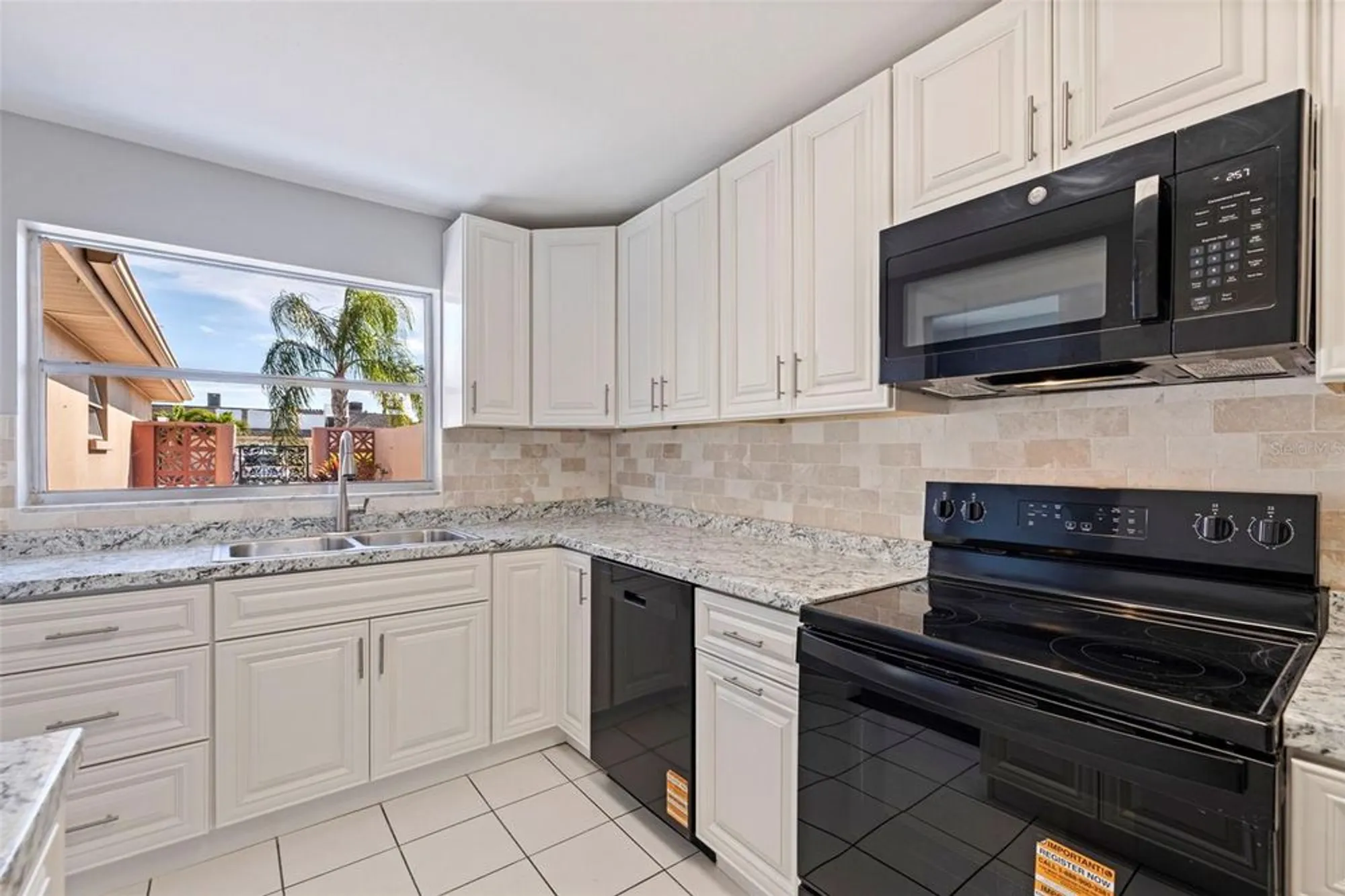 Property Slideshow image 6 of 41 | 409 boca ciega point blvd s # 409, Saint Petersburg, FL, 33708
