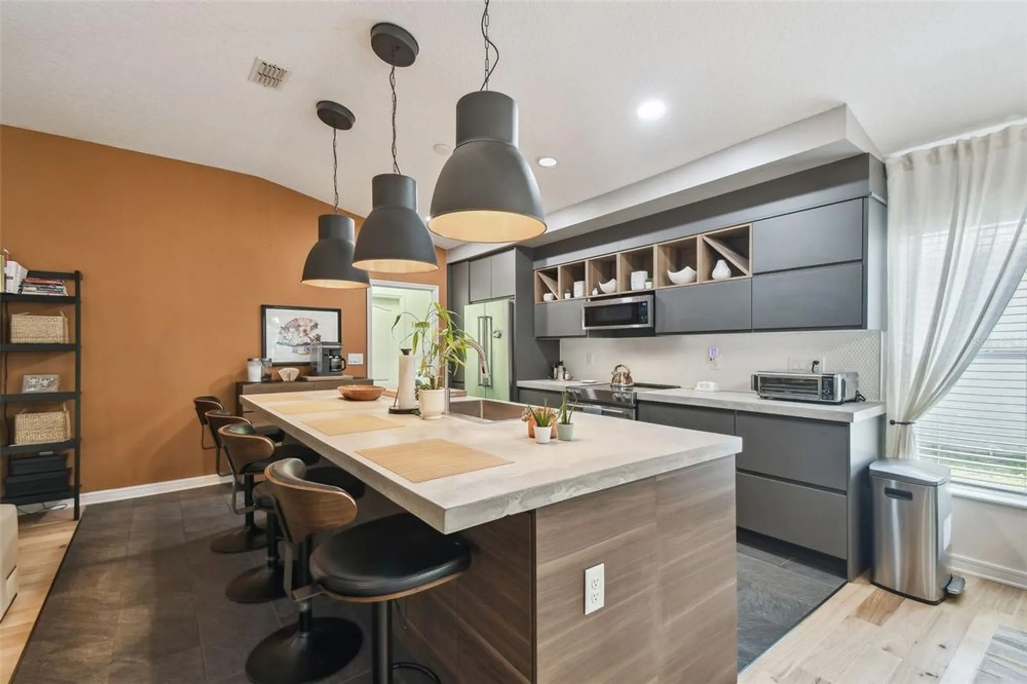 Property Slideshow image 7 of 33 | 11446 sinatra ct, New Port Richey, FL, 34654