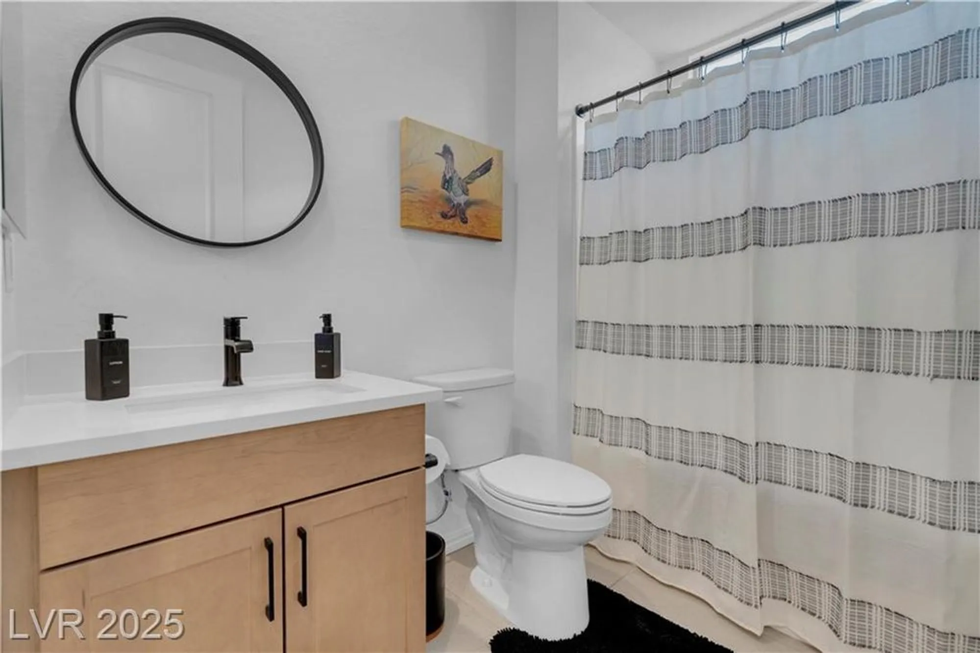 Property Slideshow image 35 of 69 | 124 lake oasis st, Henderson, NV, 89011