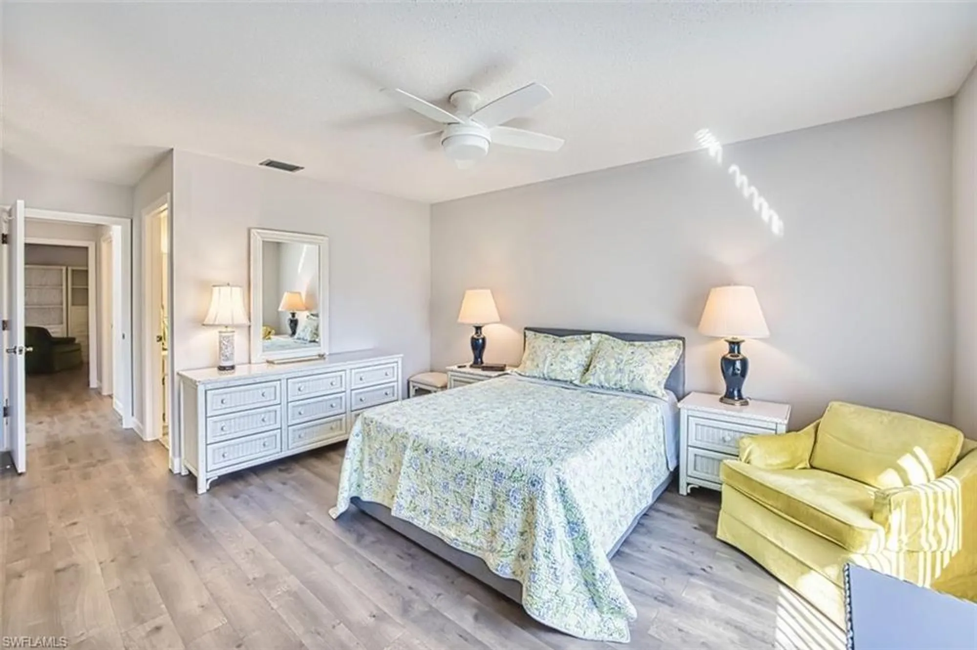 Property Slideshow image 11 of 50 | 1844 pine glade cir, Fort Myers, FL, 33907