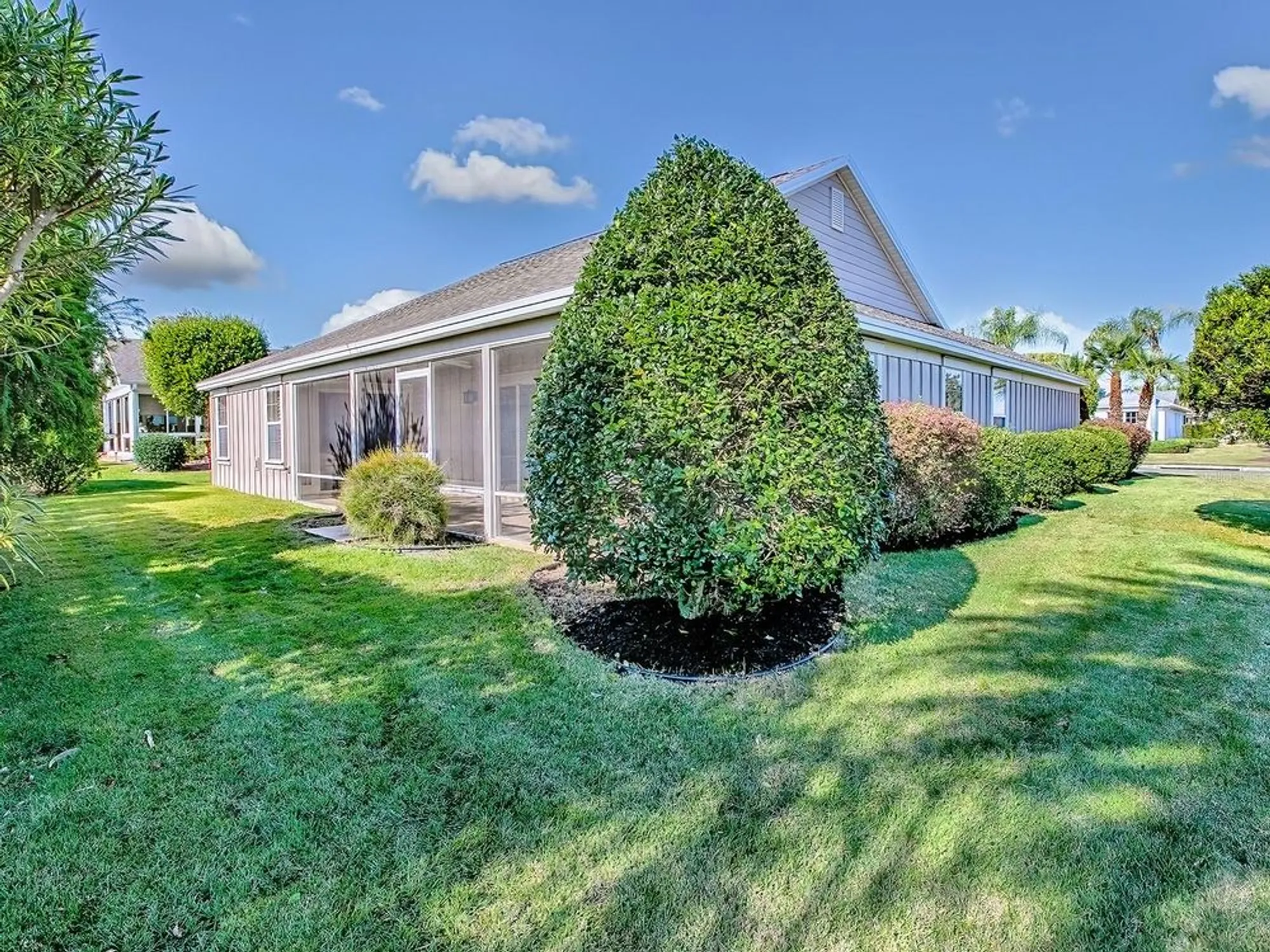 Property Slideshow image 37 of 43 | 752 harvey ln, The Villages, FL, 32162