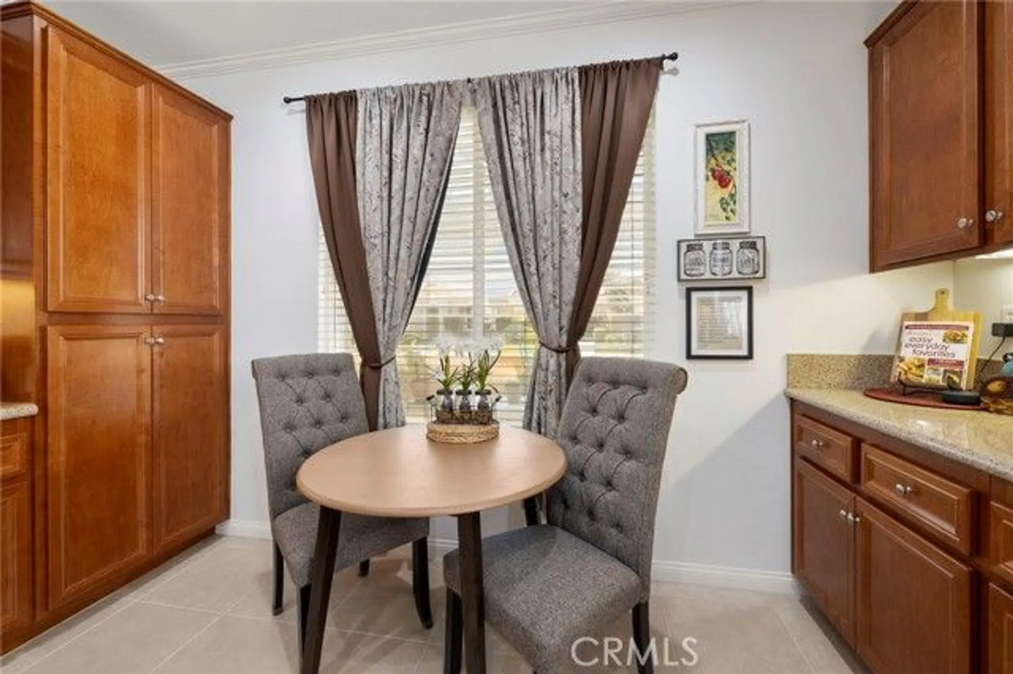 Property Slideshow image 6 of 62 | 126 thistle crk, Beaumont, CA, 92223