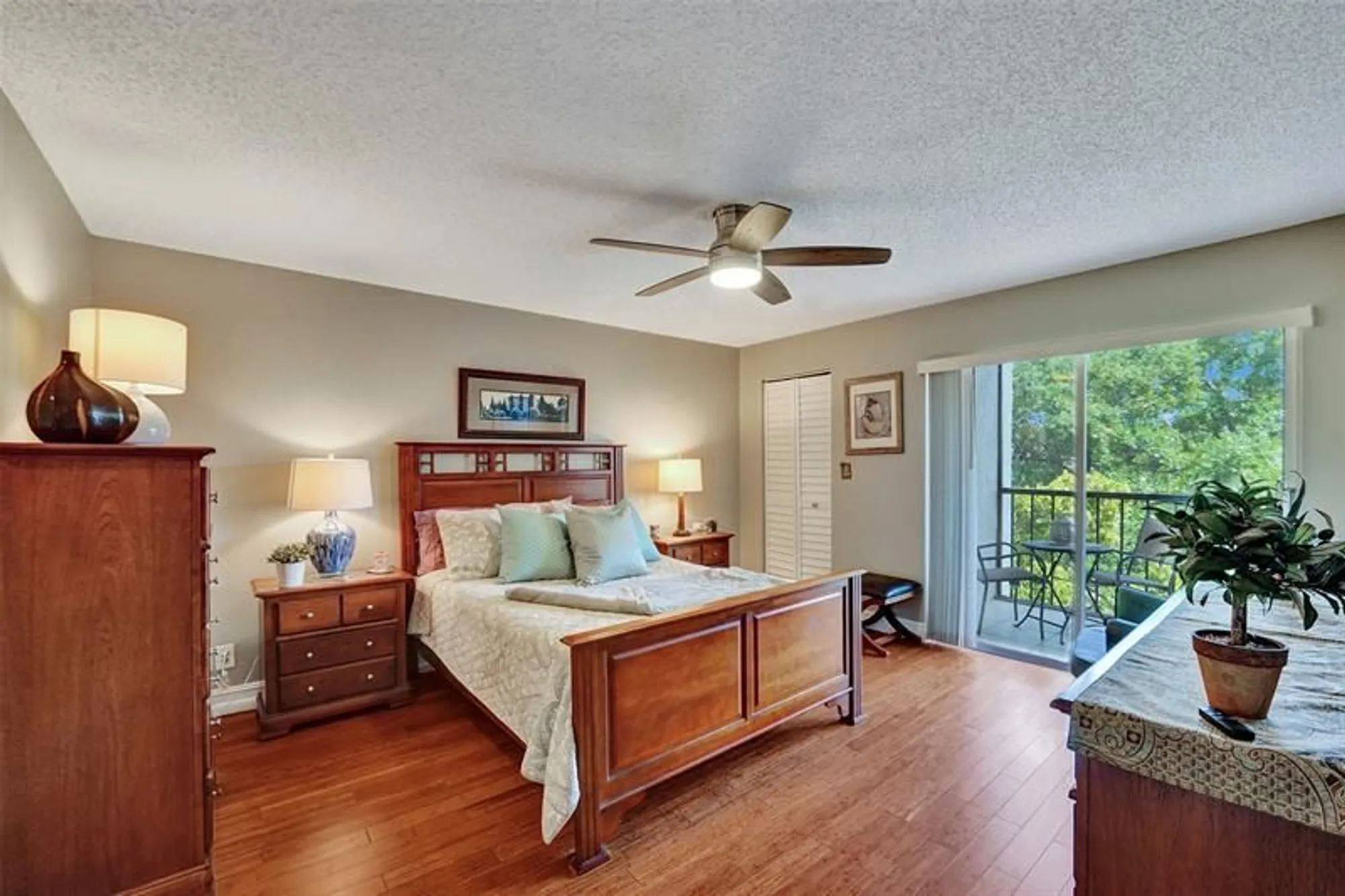 Property Slideshow image 16 of 34 | 5860 nw 44th st 509, Lauderhill, FL, 33319