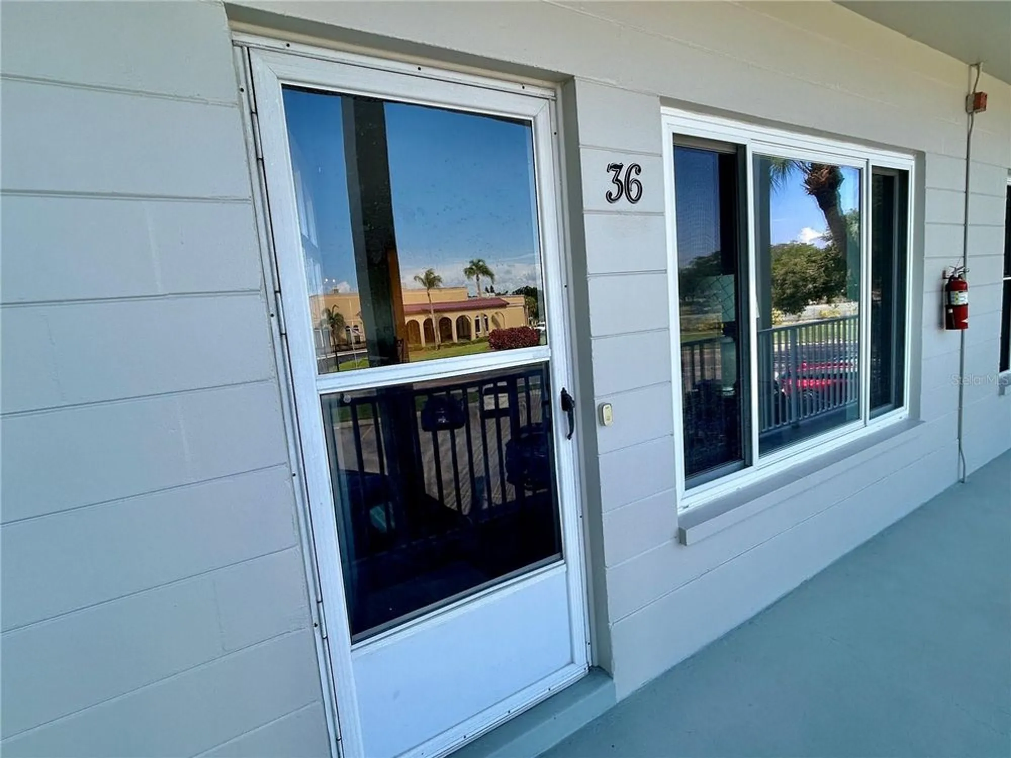 Property Slideshow image 3 of 54 | 2070 world parkway blvd apt 36, Clearwater, FL, 33763