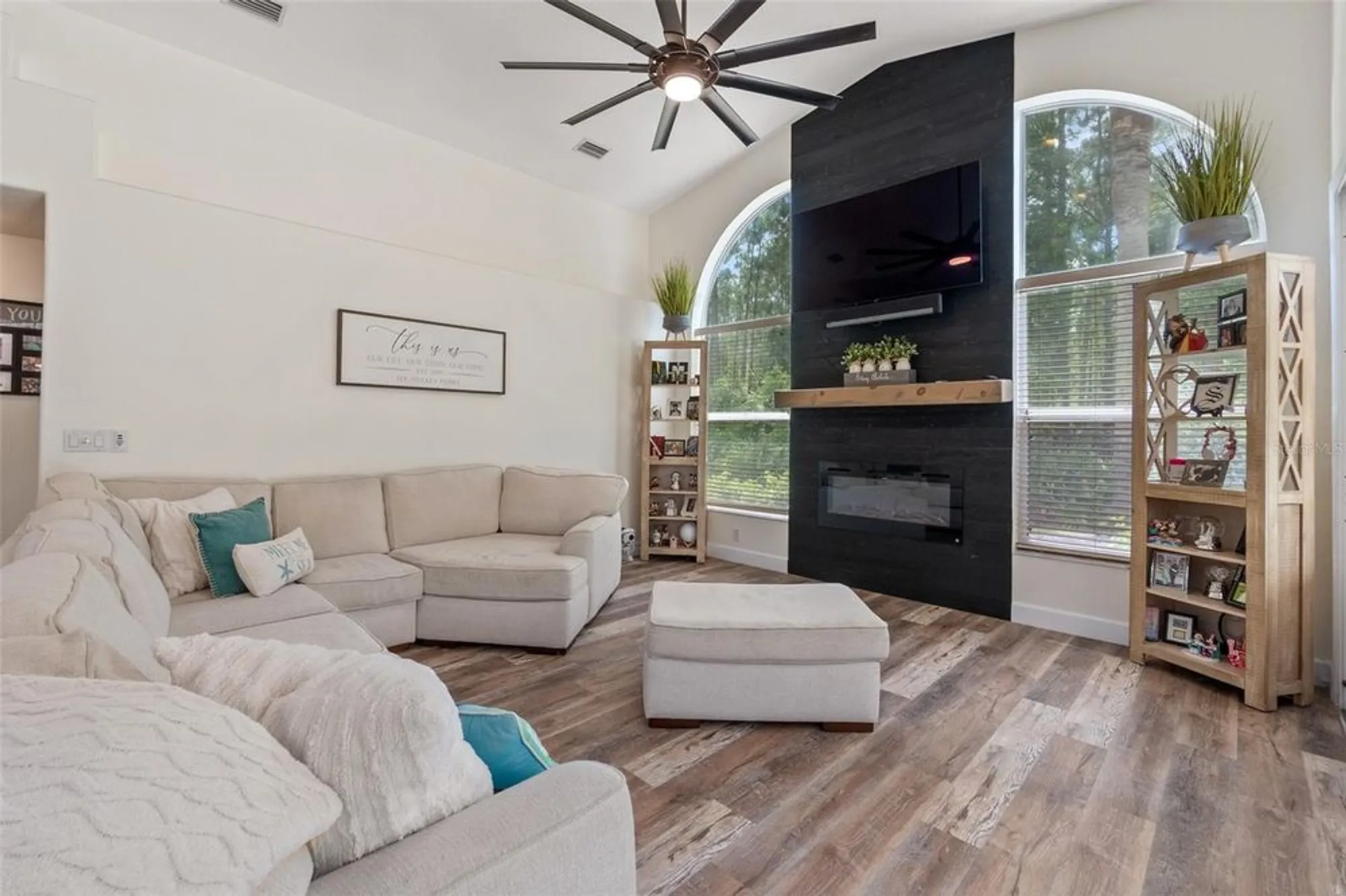 Property Slideshow image 15 of 75 | 1273 sunningdale ln, Ormond Beach, FL, 32174