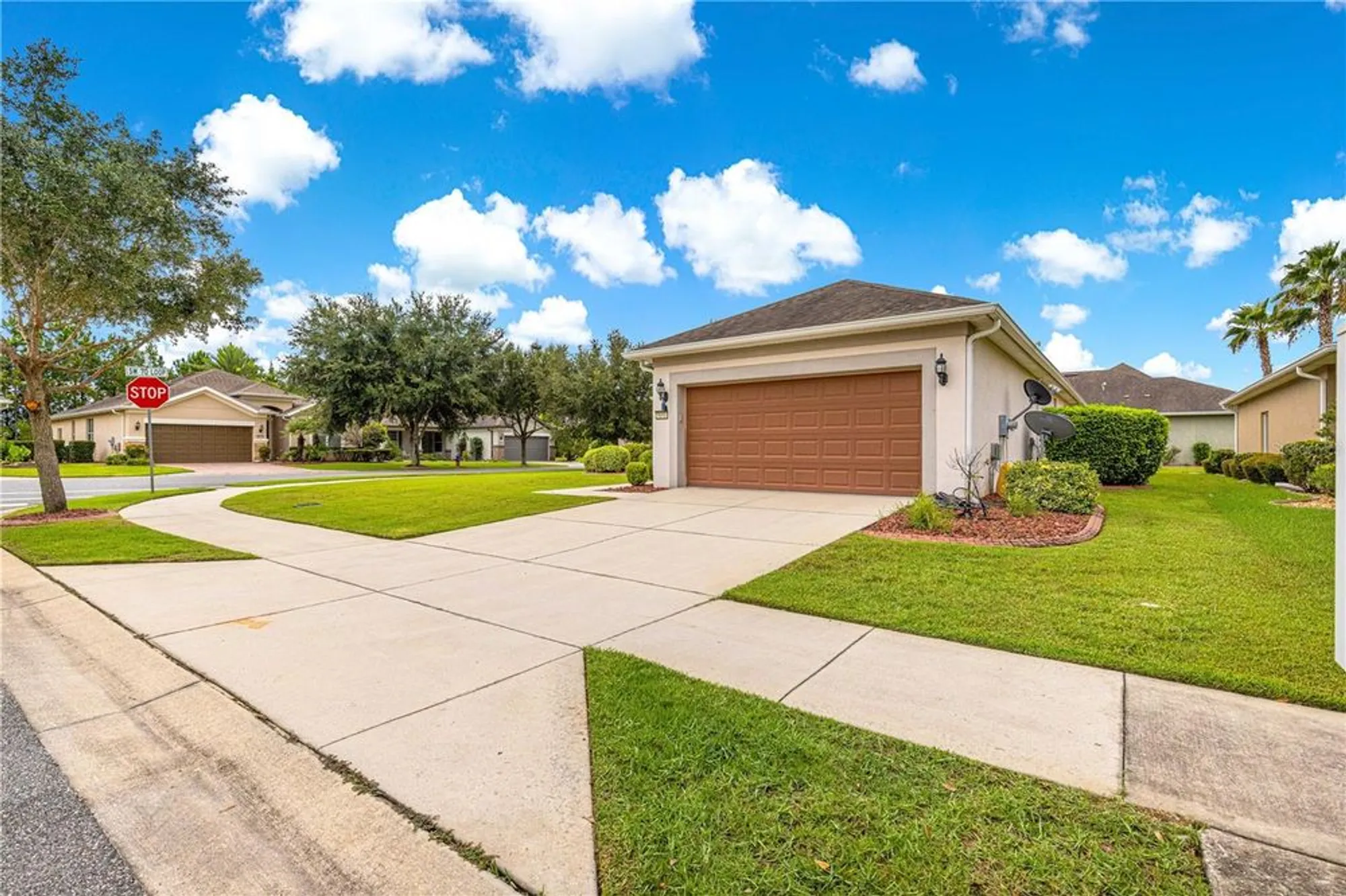 Property Slideshow image 4 of 58 | 9090 sw 73rd ln, Ocala, FL, 34481