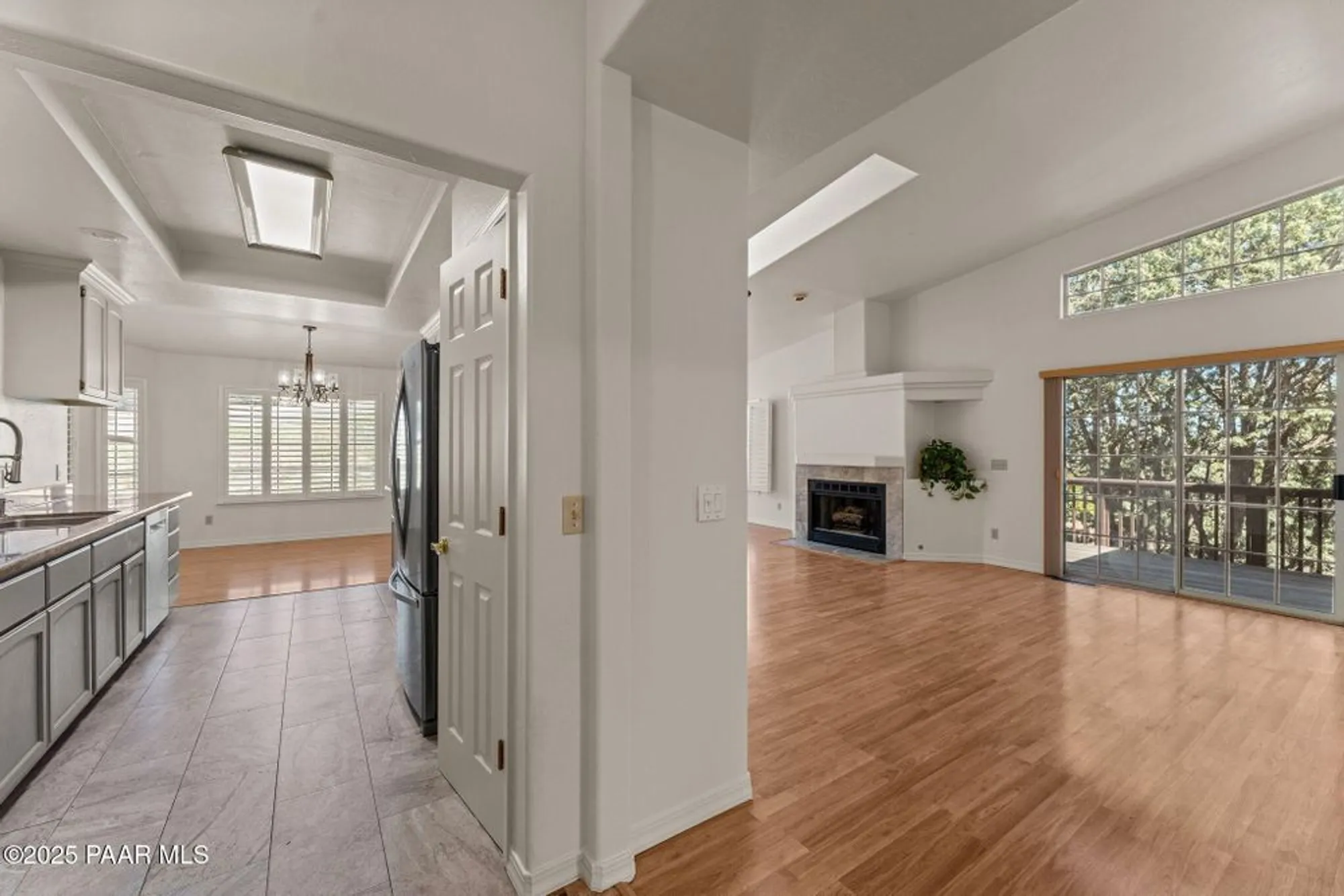 Property Slideshow image 4 of 51 | 895 sunrise blvd, Prescott, AZ, 86301